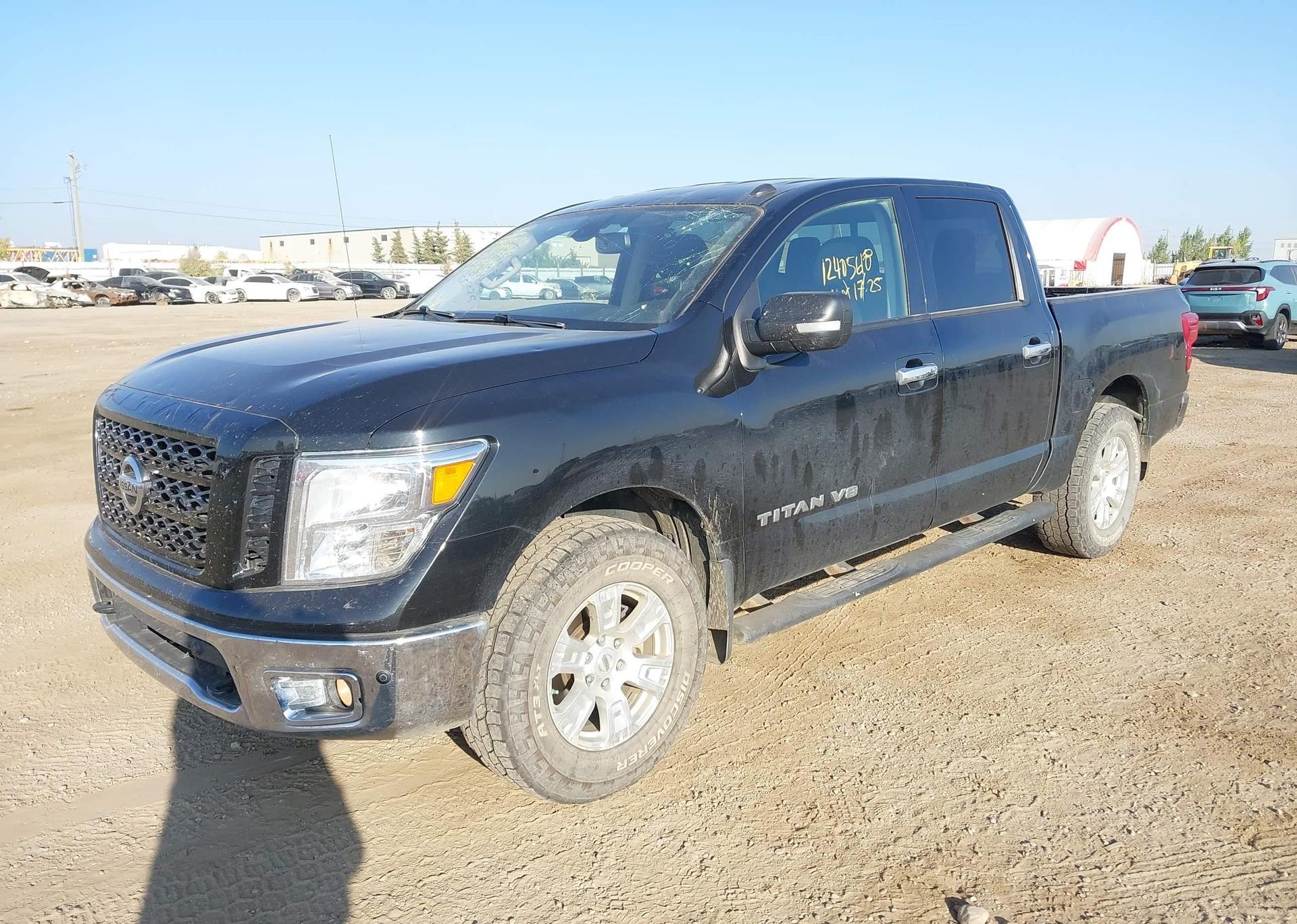 2019 NISSAN TITAN SV