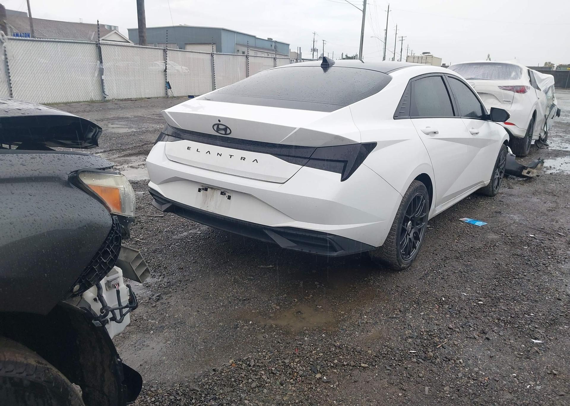 2023 HYUNDAI ELANTRA