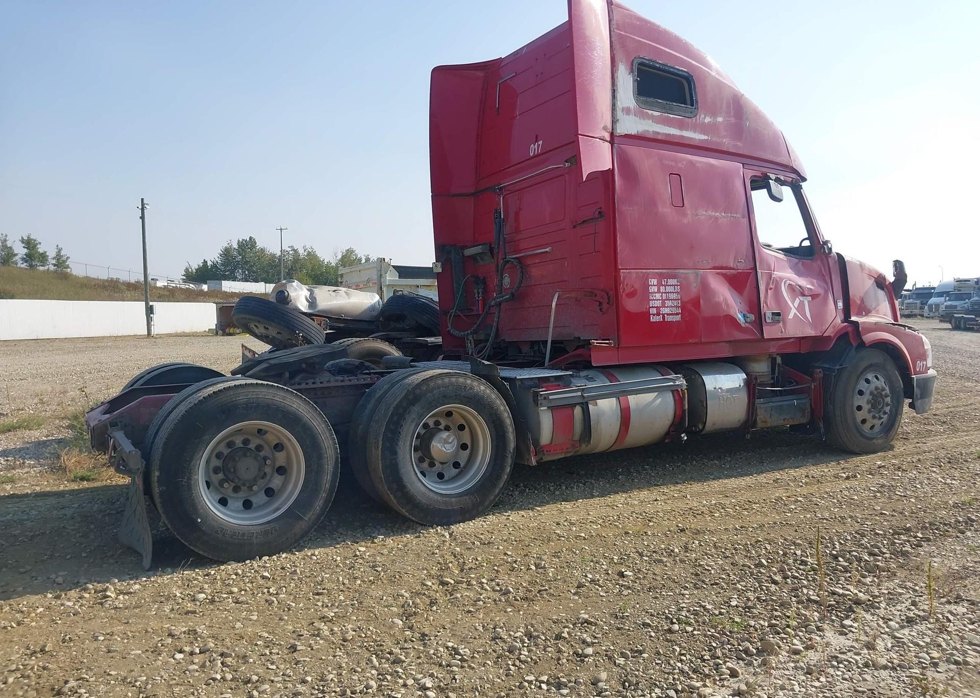 2016 VOLVO VN VNL