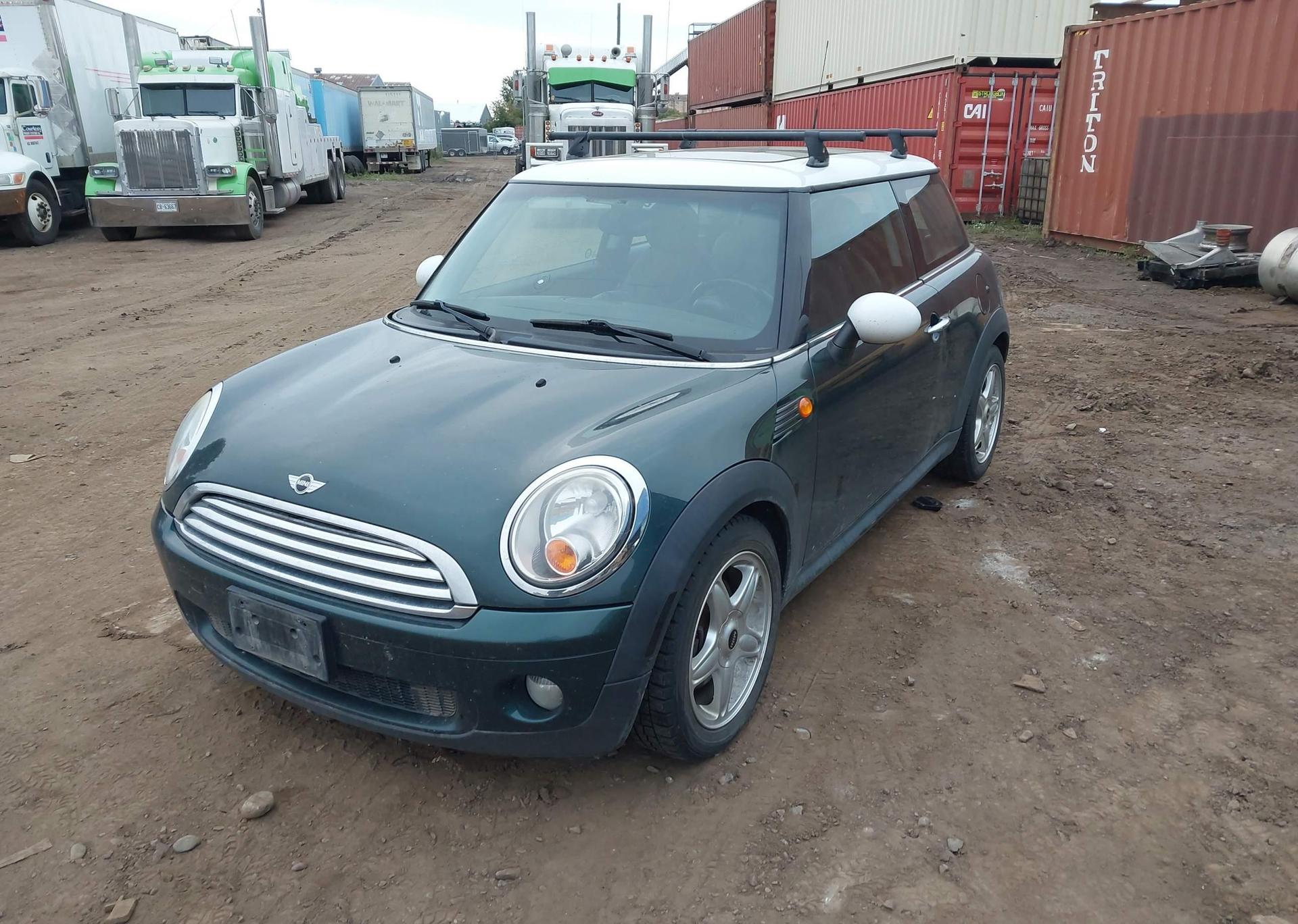 2010 MINI COOPER CLASSIC