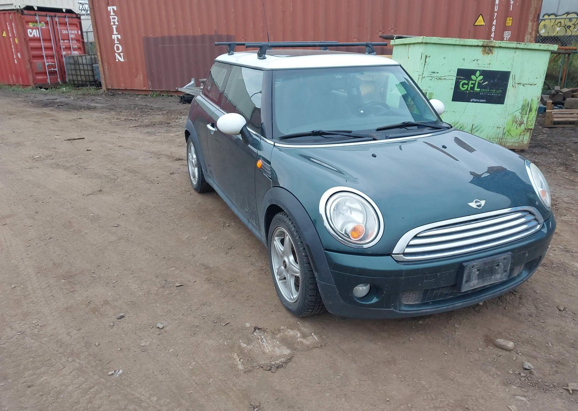 2010 MINI COOPER CLASSIC