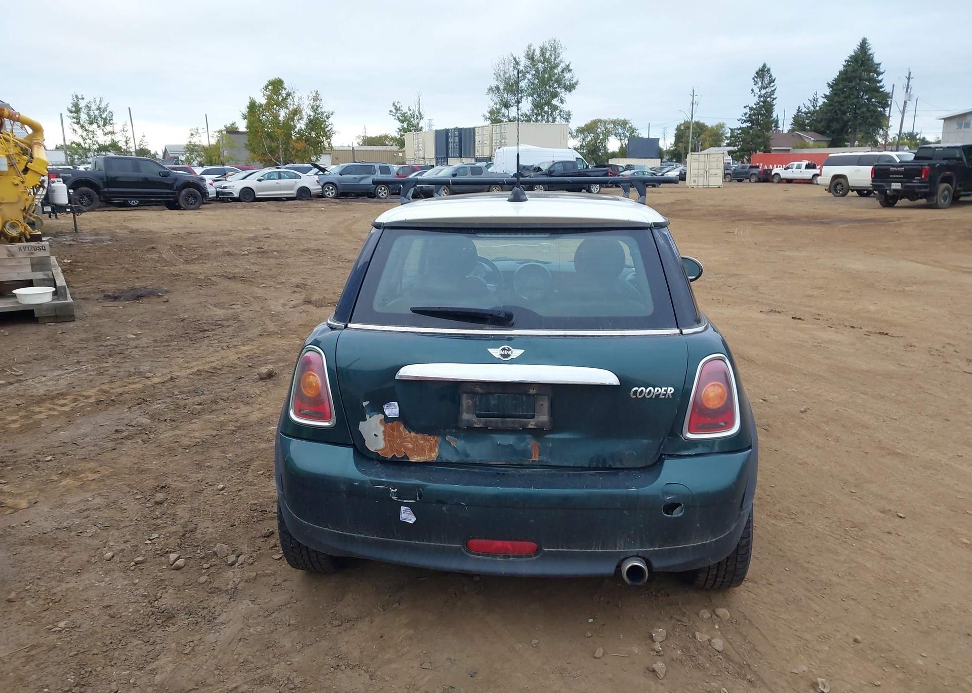 2010 MINI COOPER CLASSIC