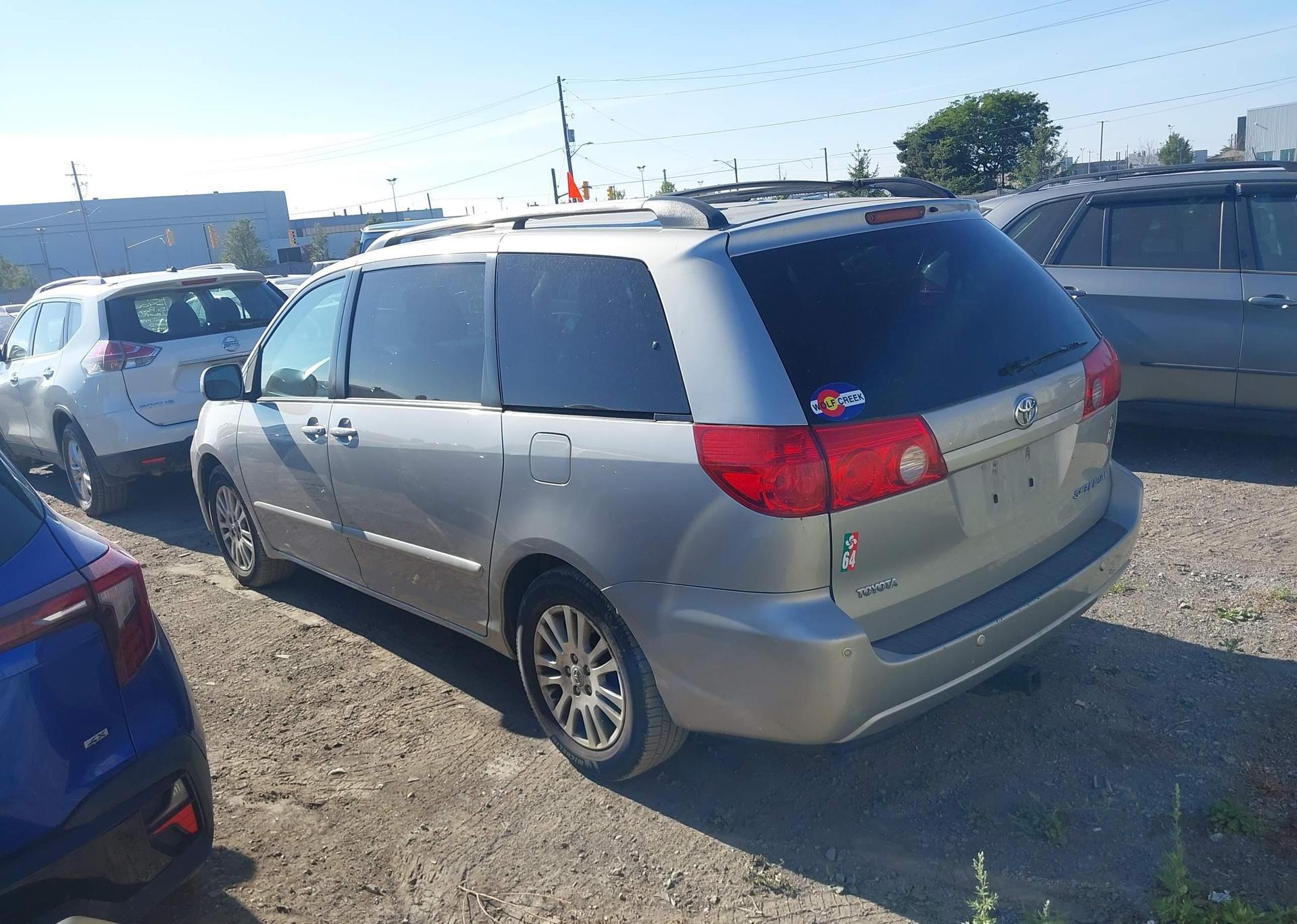 2008 TOYOTA SIENNA XLE