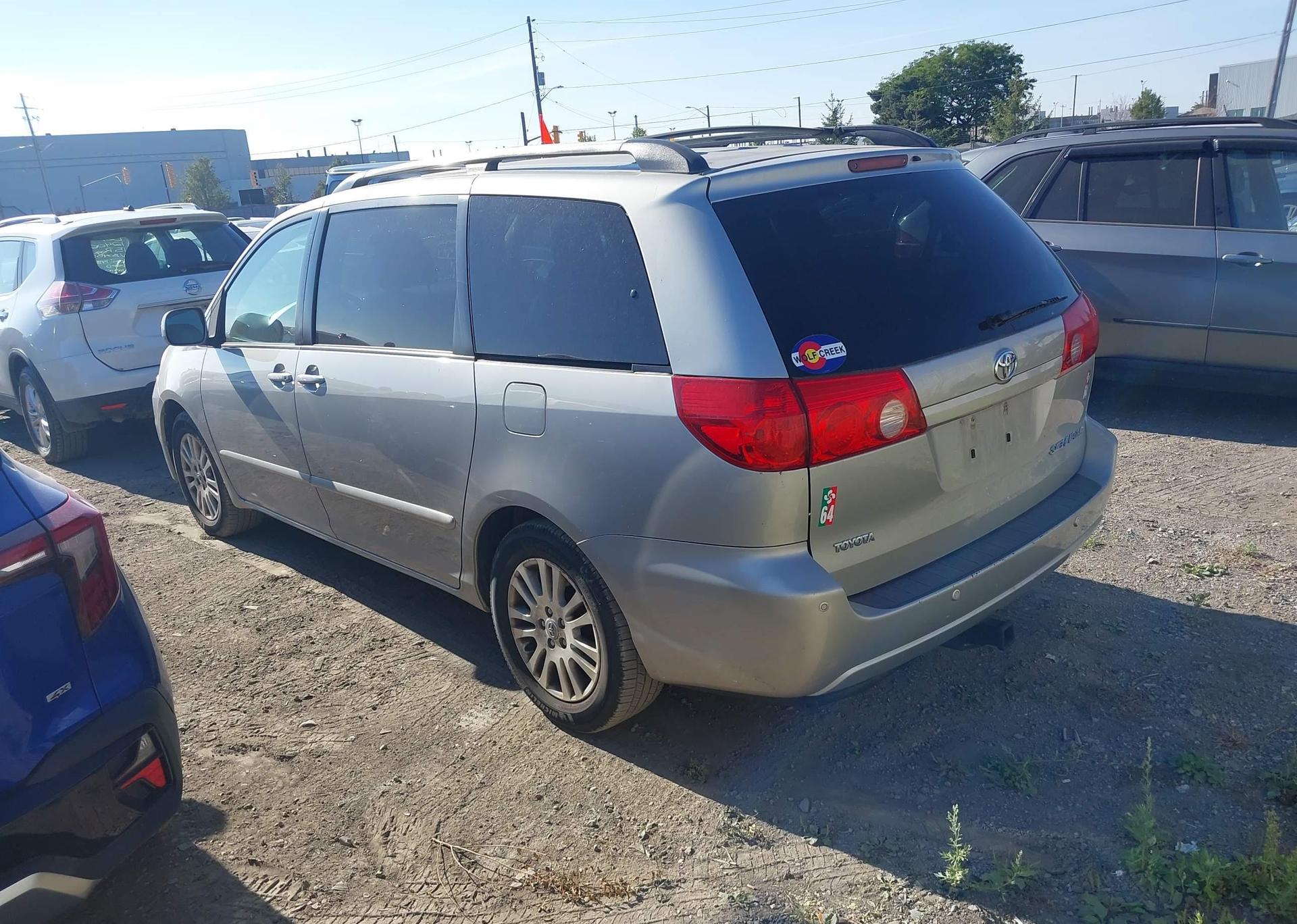 2008 TOYOTA SIENNA XLE