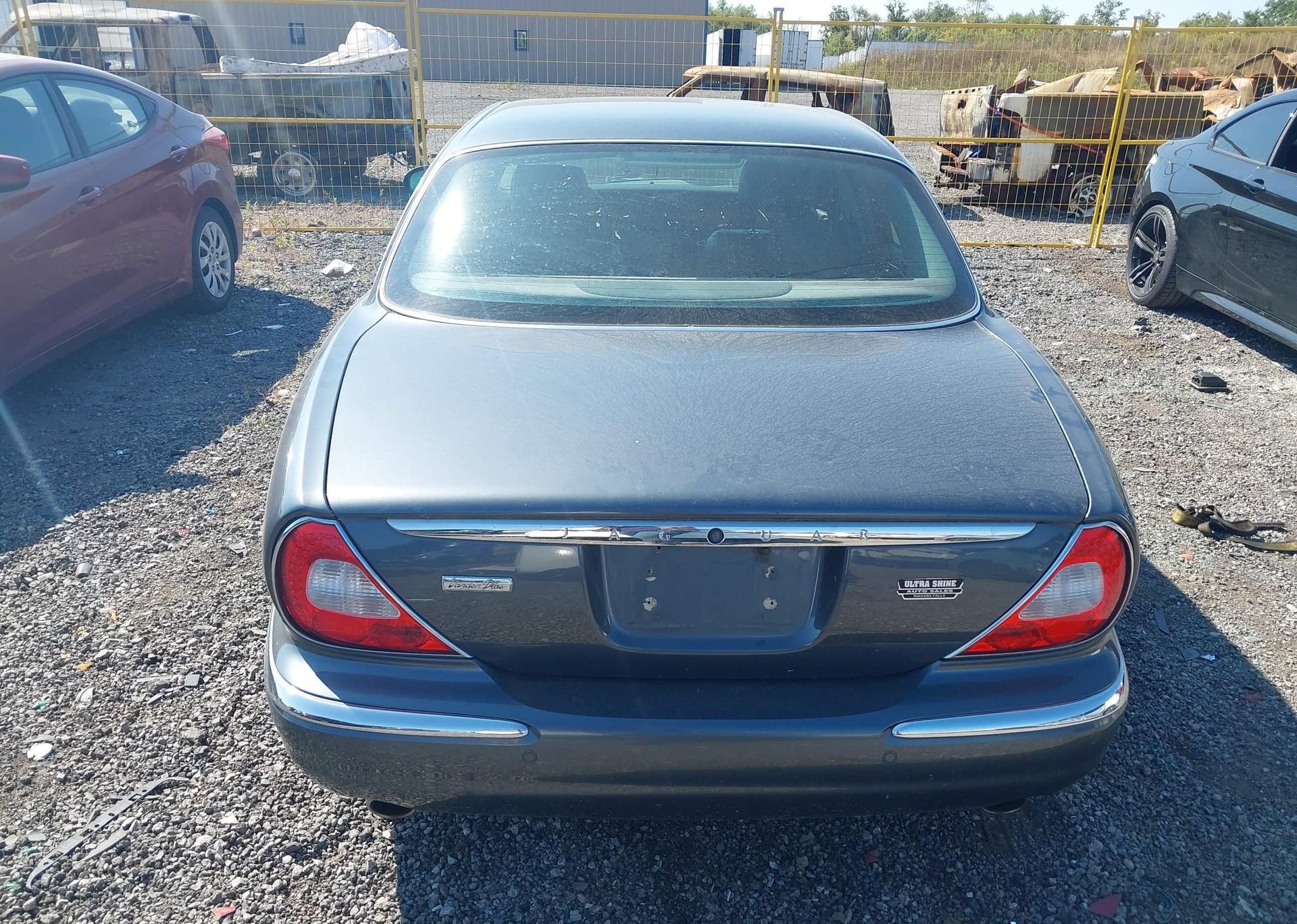 2004 JAGUAR VANDENPLAS