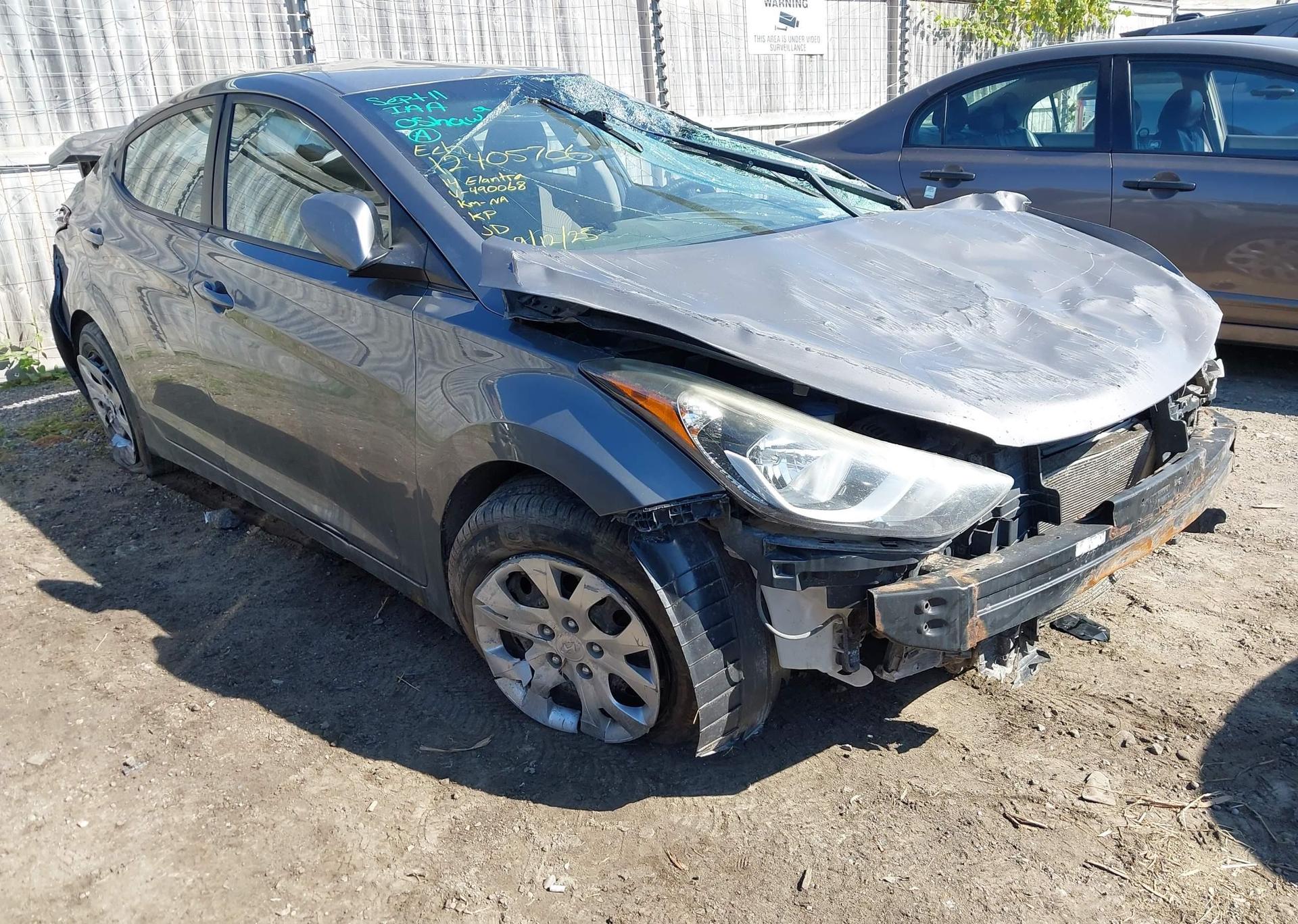 2014 HYUNDAI ELANTRA SE