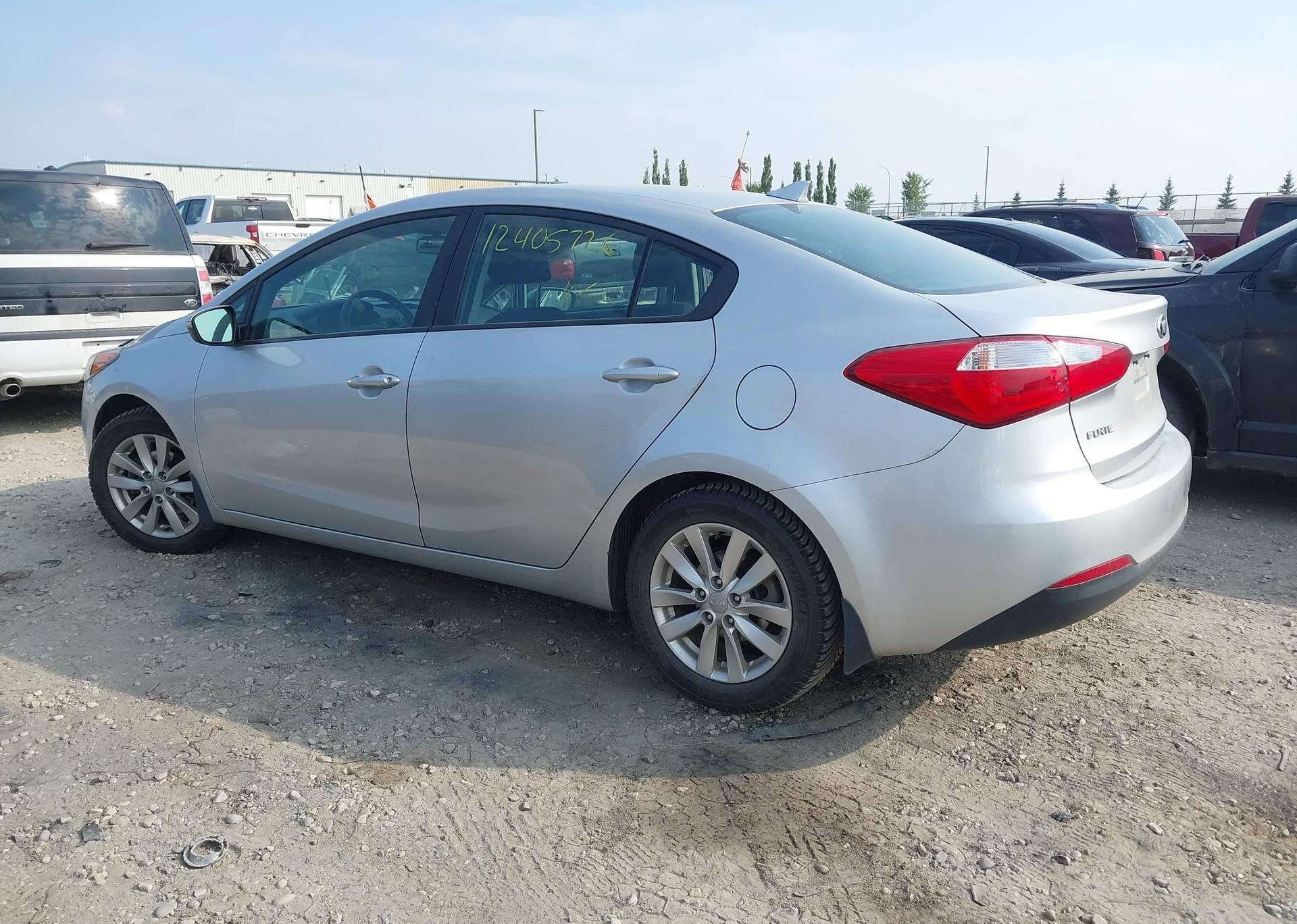 2014 KIA FORTE LX