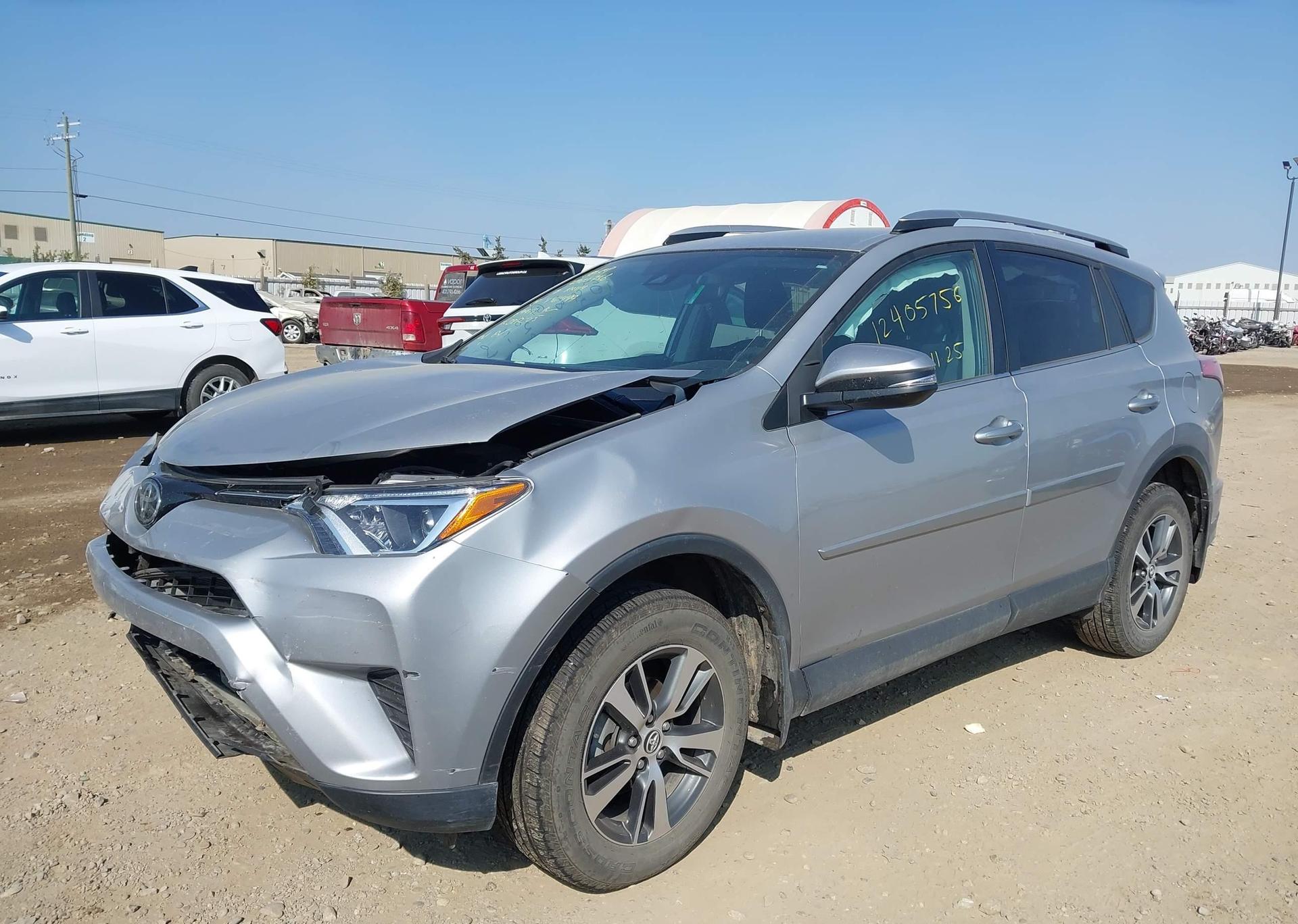 2018 TOYOTA RAV4 LE