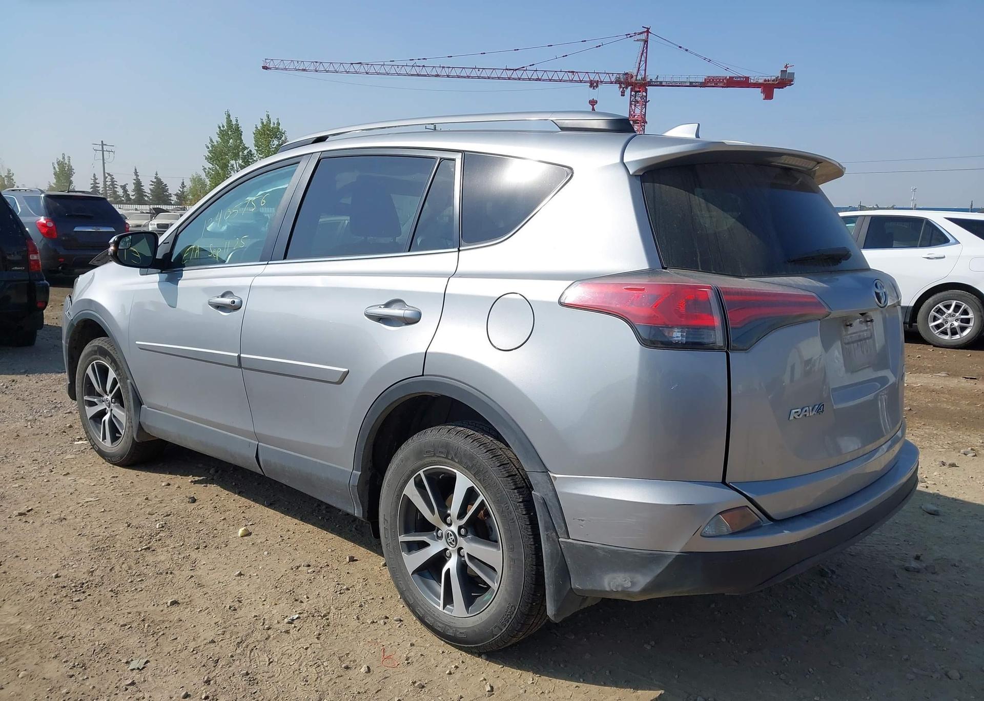 2018 TOYOTA RAV4 LE