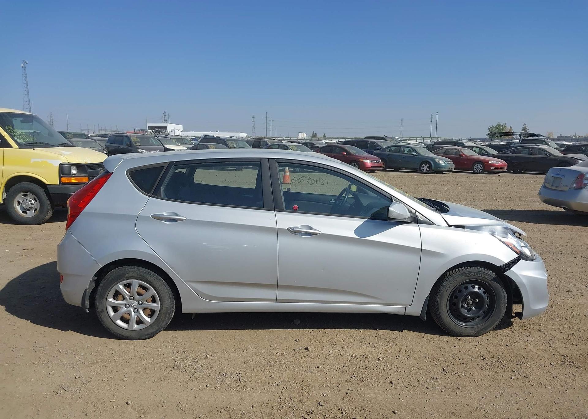 2014 HYUNDAI ACCENT GLS