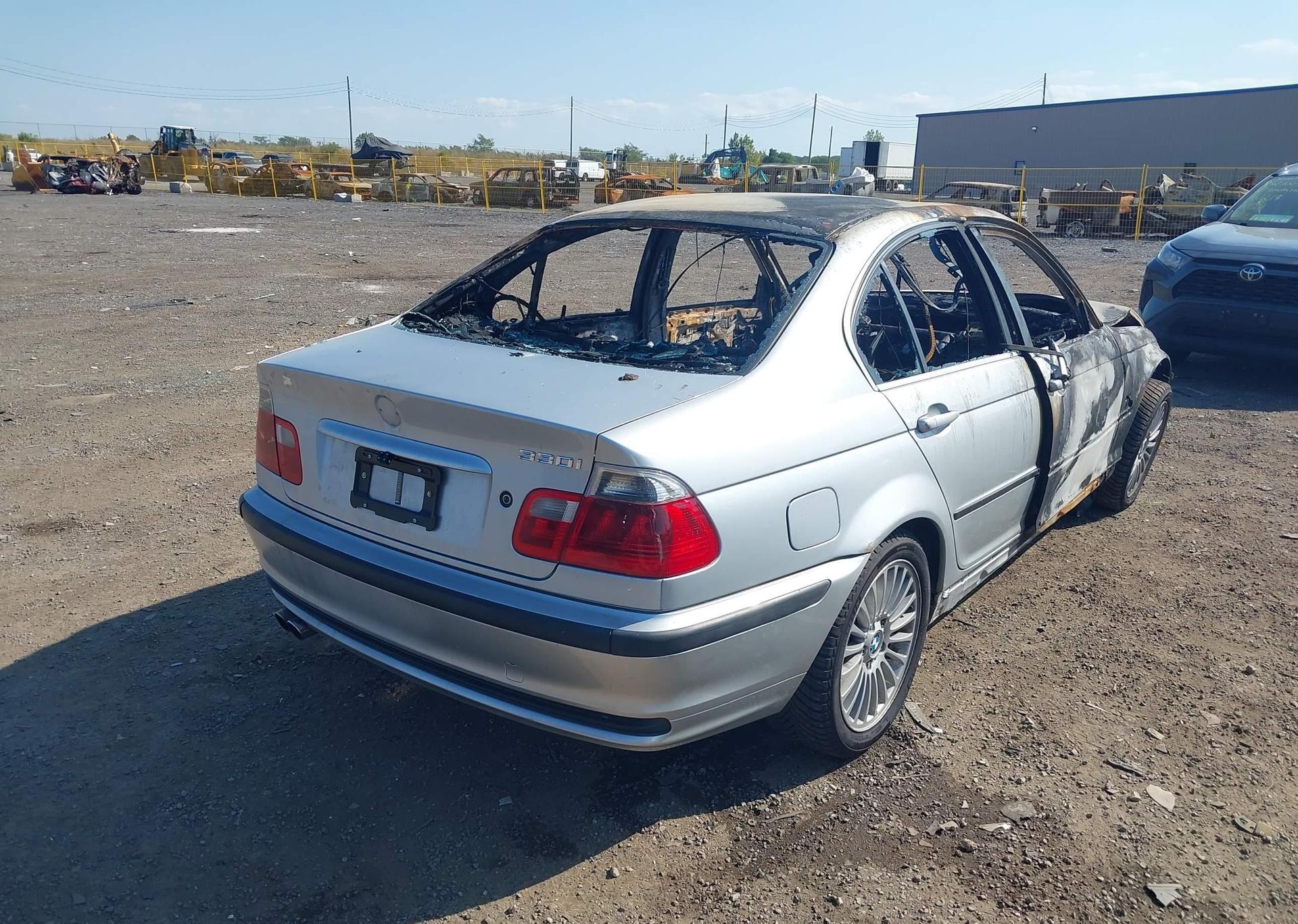 2001 BMW 330 I