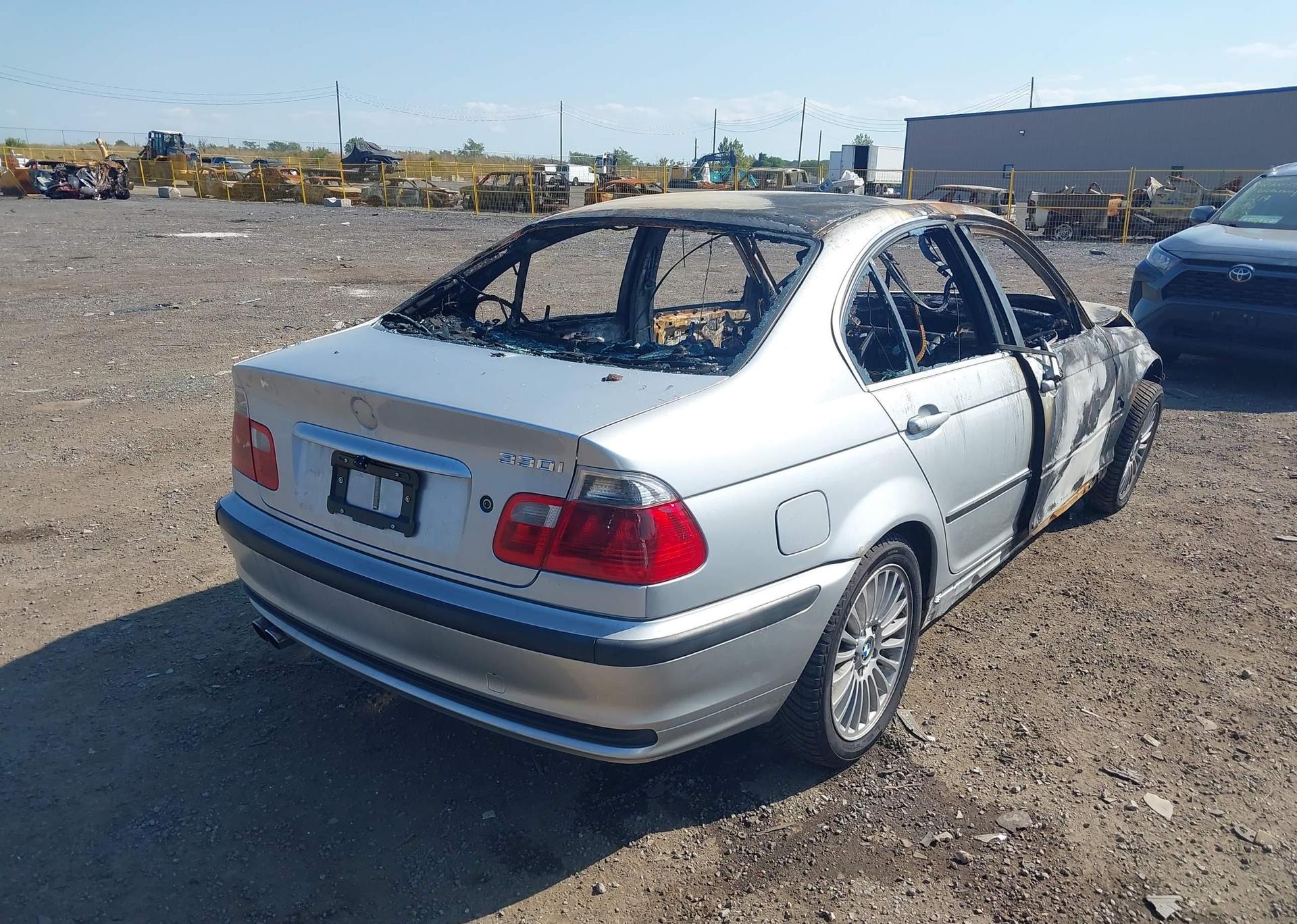 2001 BMW 330 I