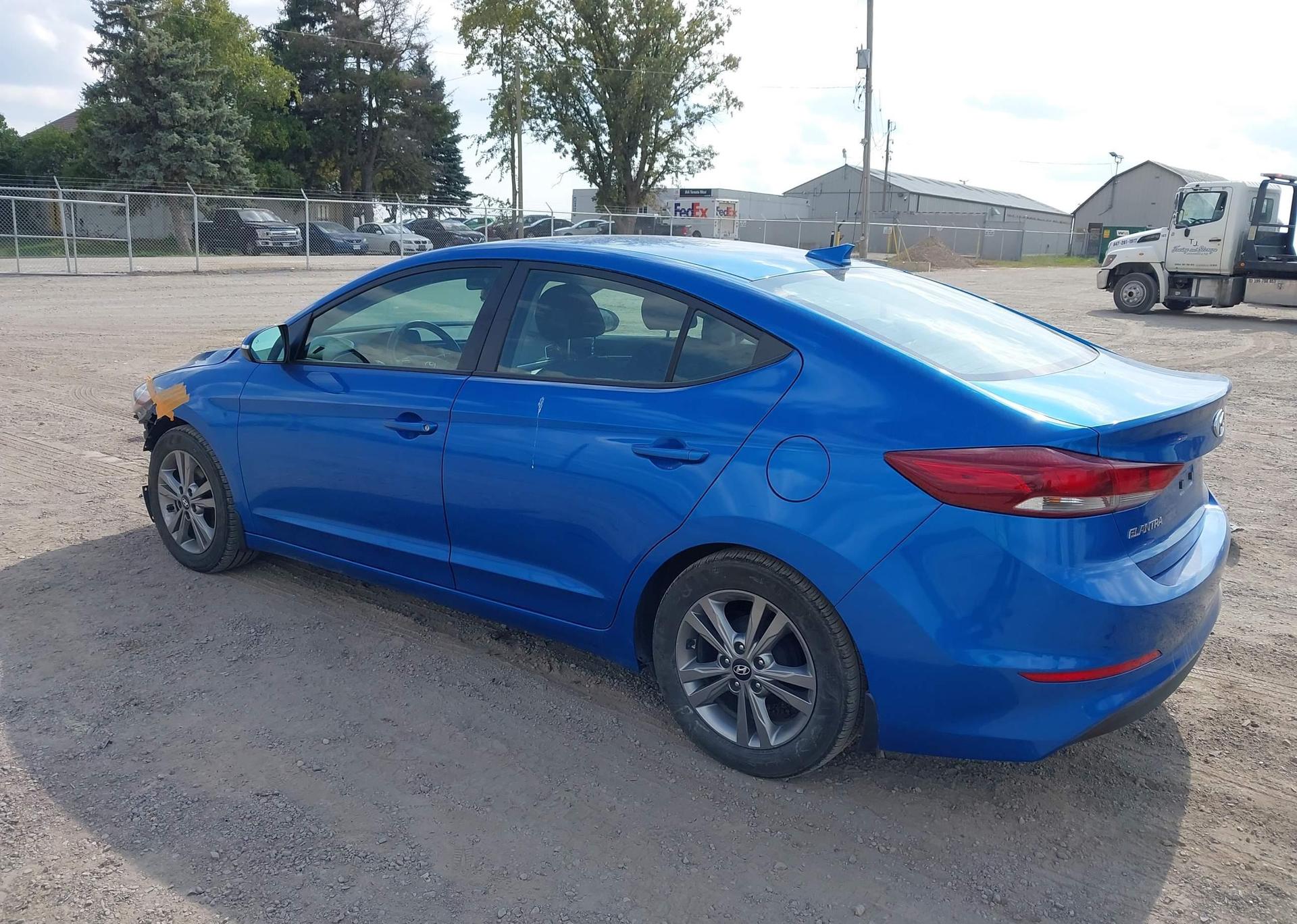 2017 HYUNDAI ELANTRA