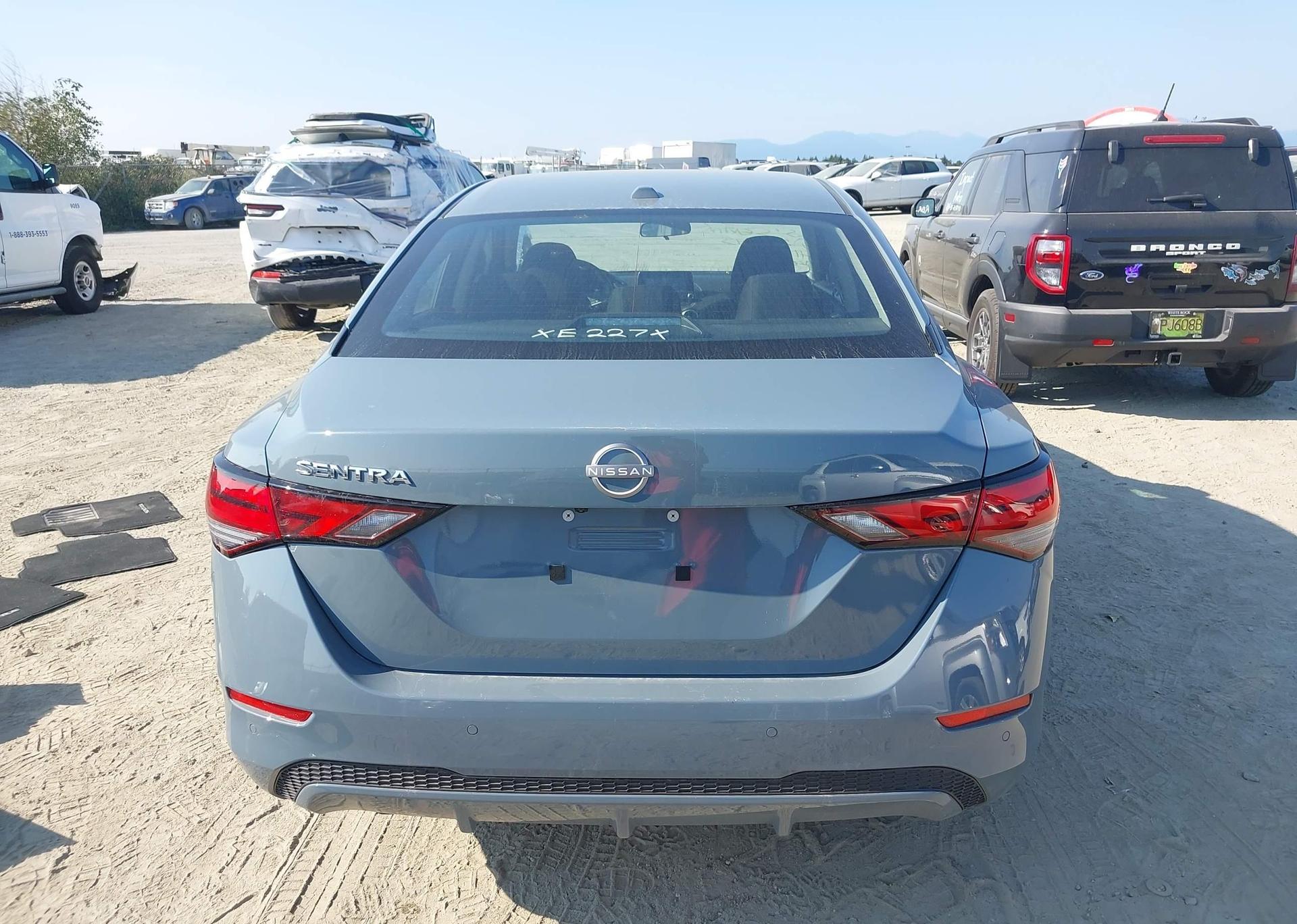 2025 NISSAN SENTRA SV