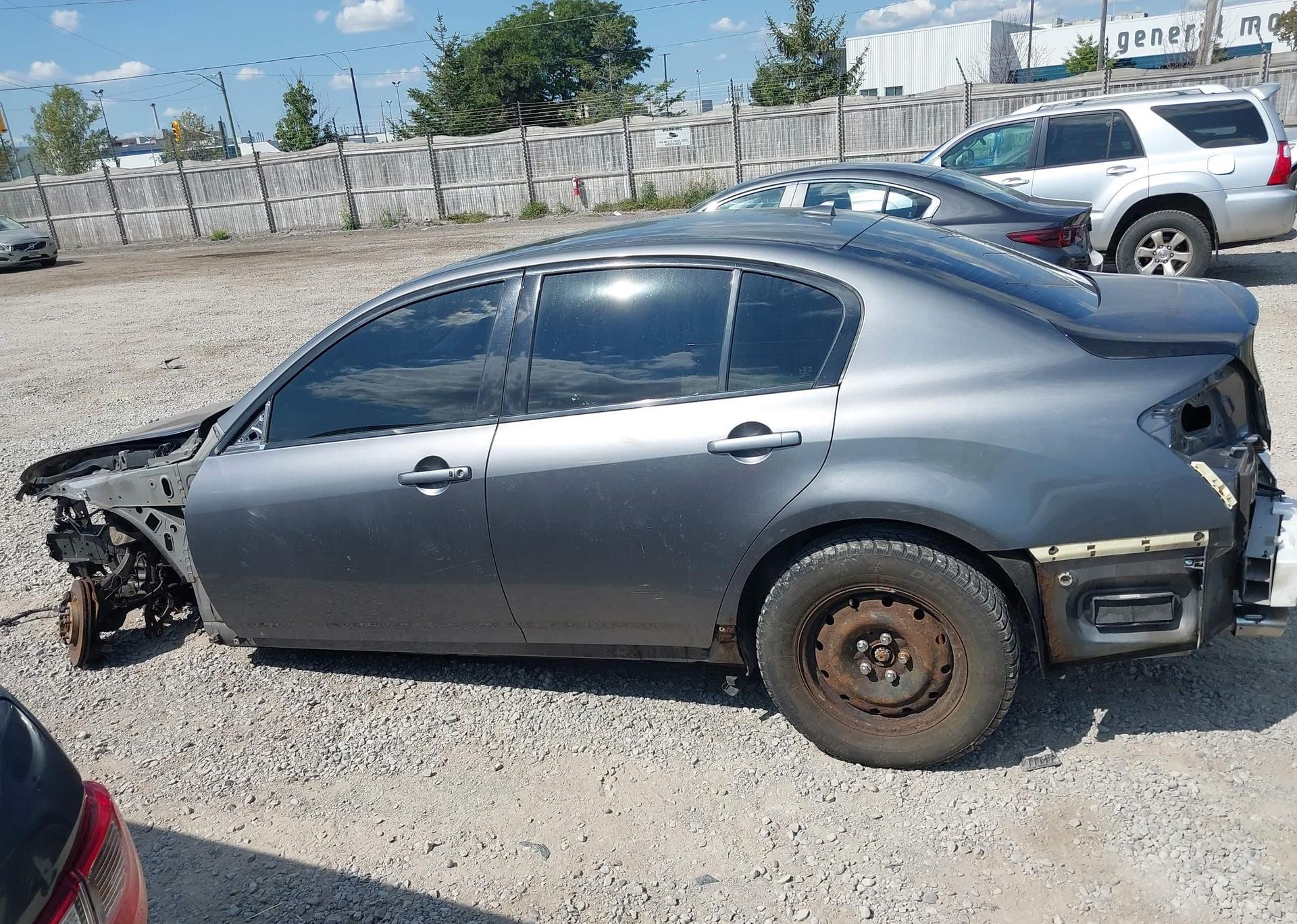 2012 INFINITI G37
