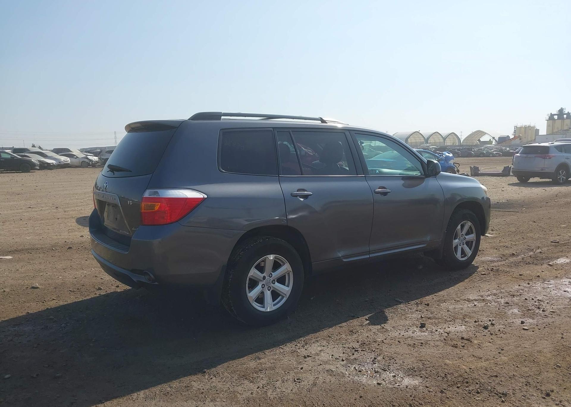 2008 TOYOTA HIGHLANDER SR5