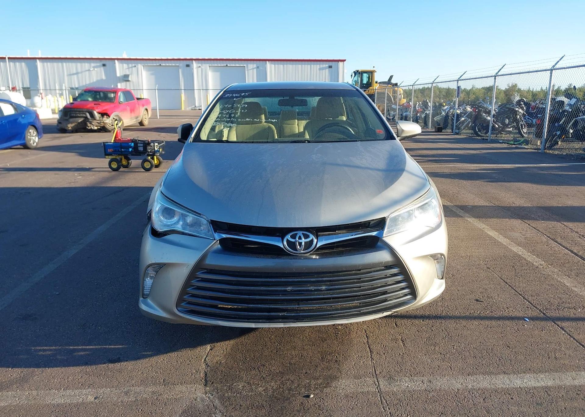 2017 TOYOTA CAMRY LE