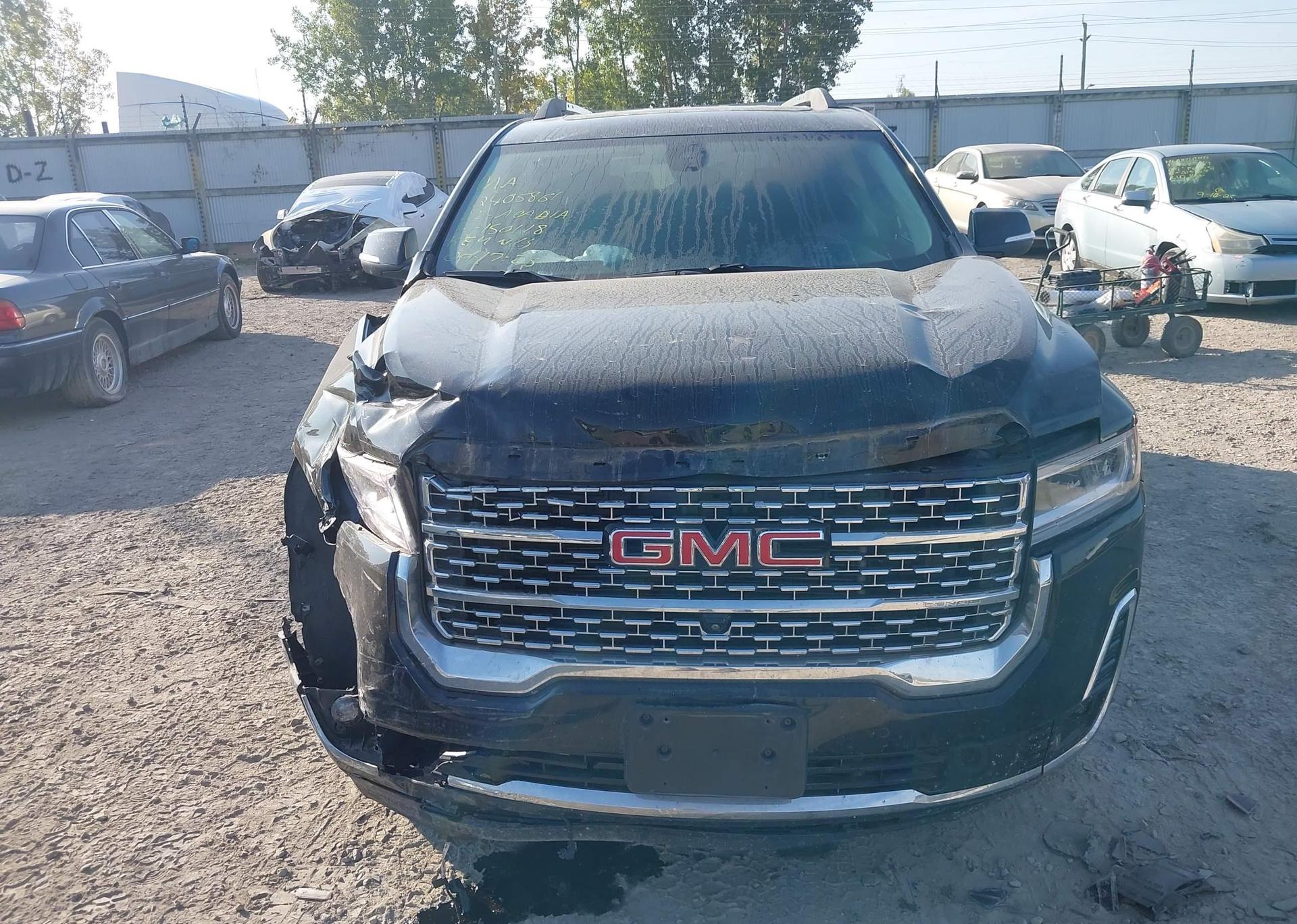 2022 GMC ACADIA DENALI