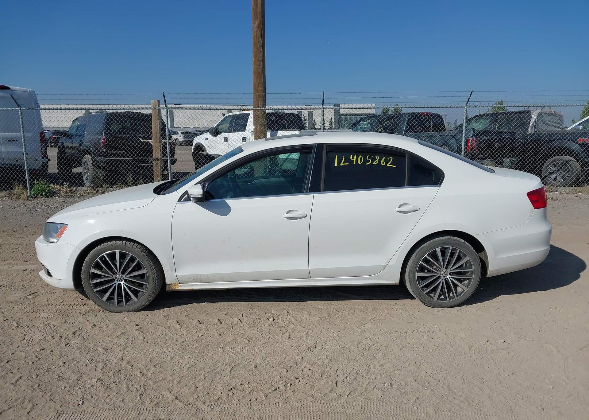 2013 VOLKSWAGEN JETTA SEL
