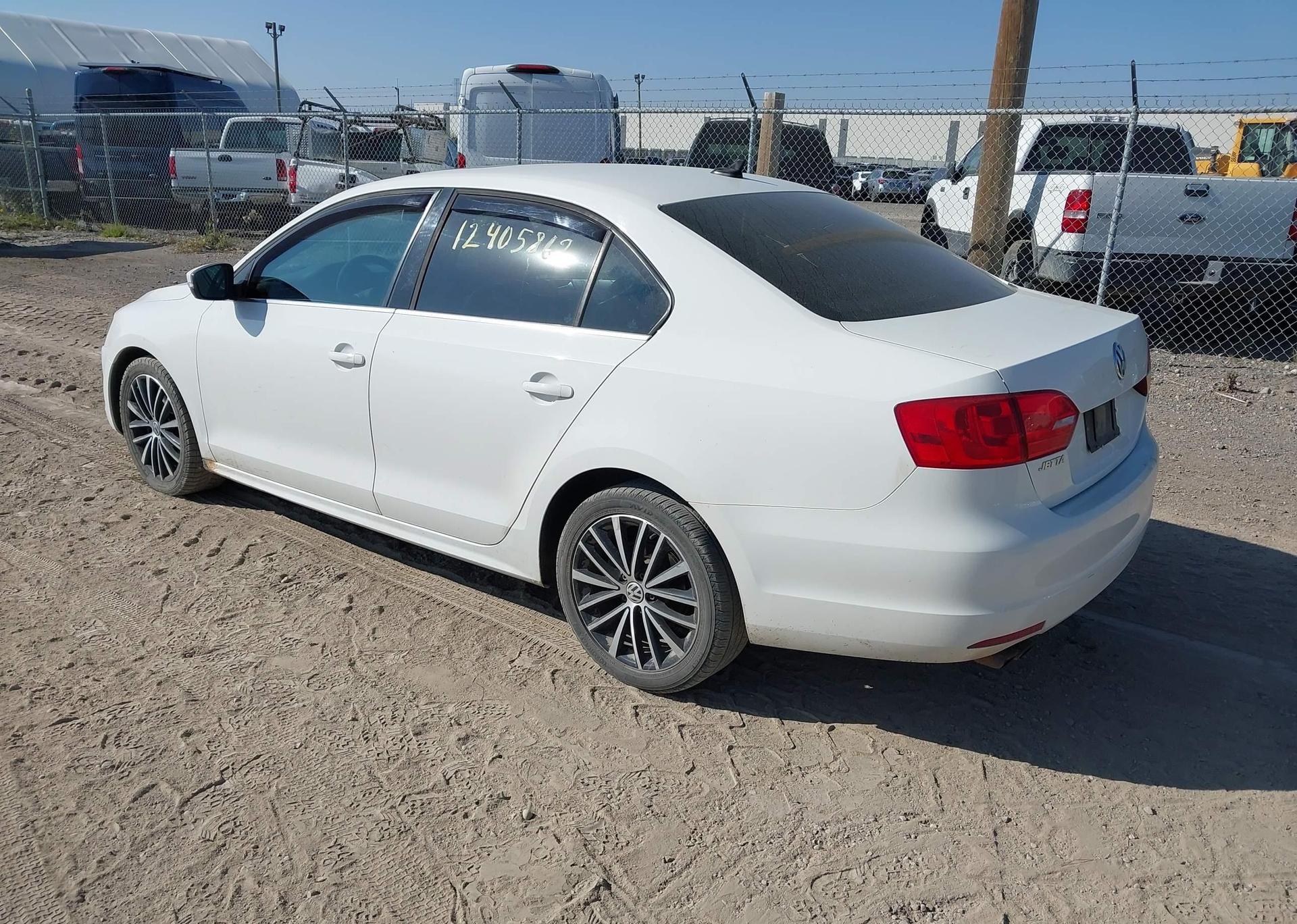 2013 VOLKSWAGEN JETTA SEL