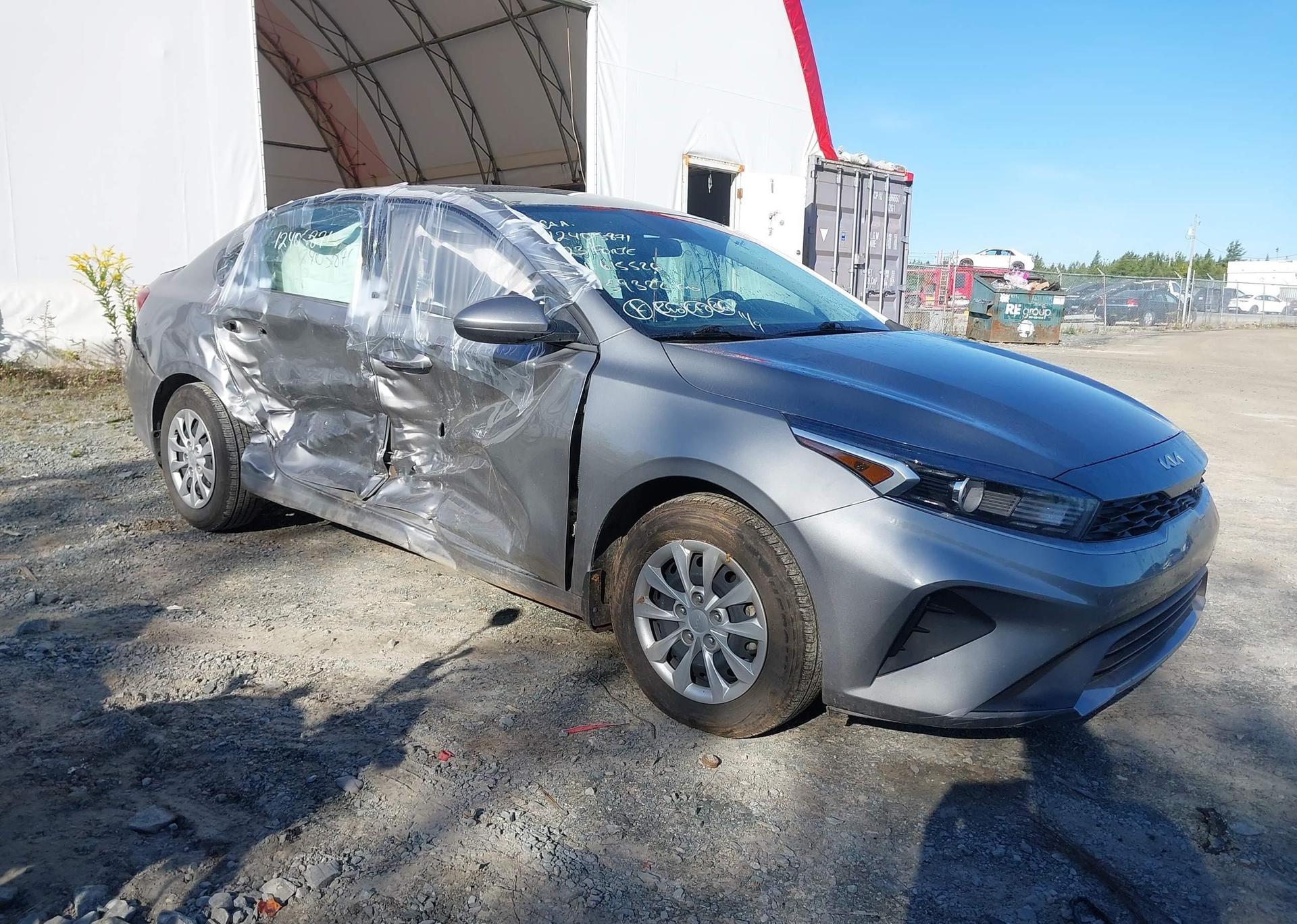 2023 KIA FORTE LX