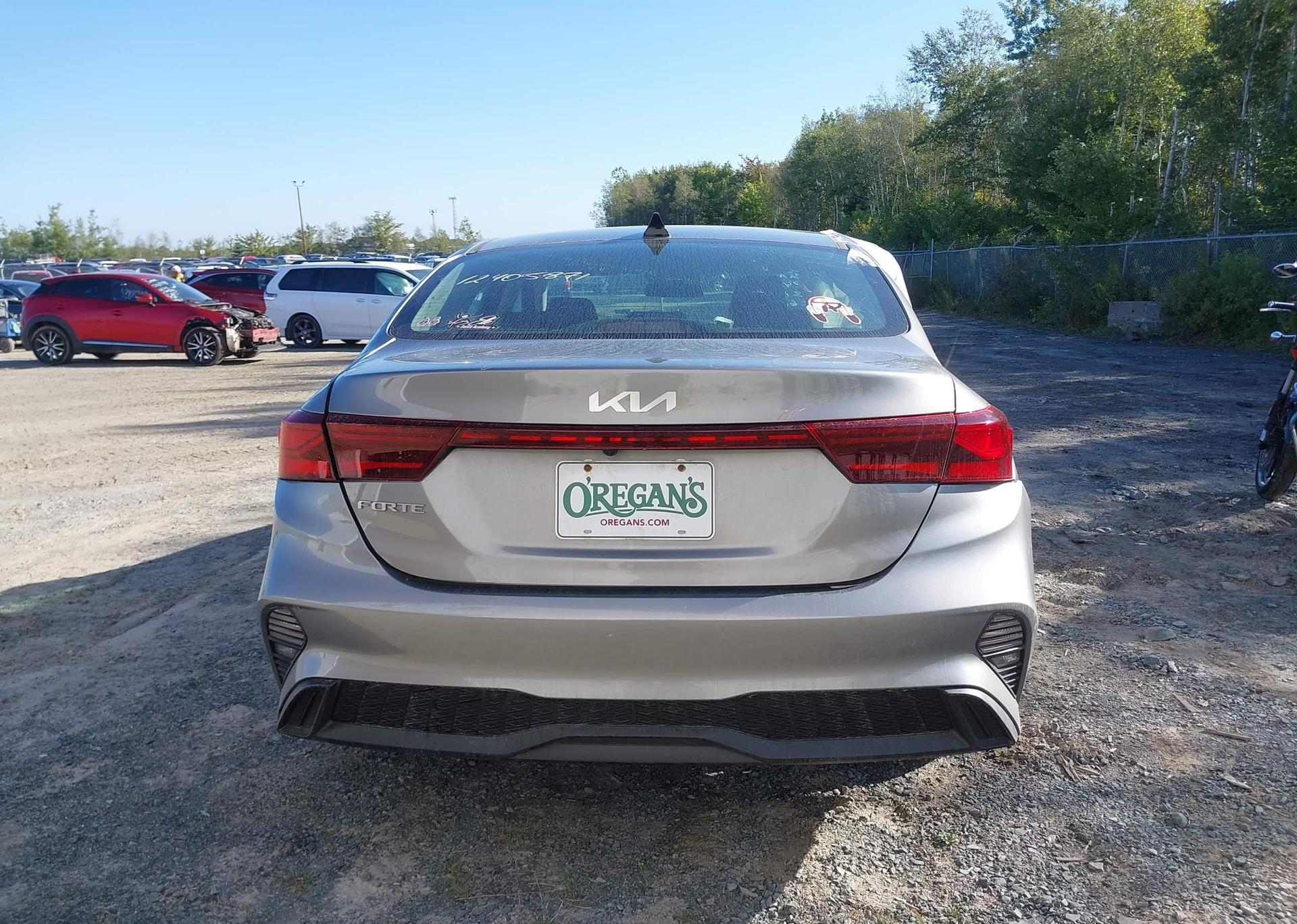 2023 KIA FORTE LX