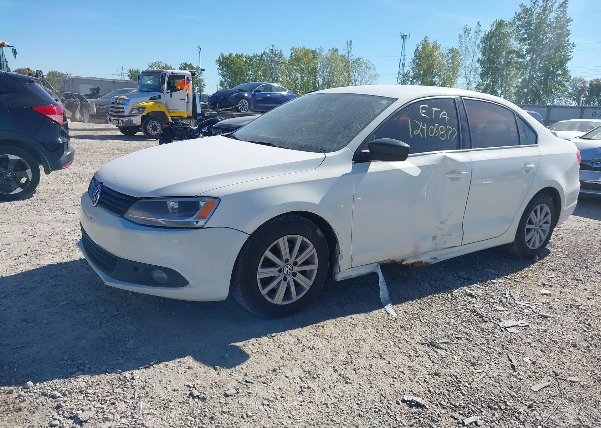 2013 VOLKSWAGEN JETTA