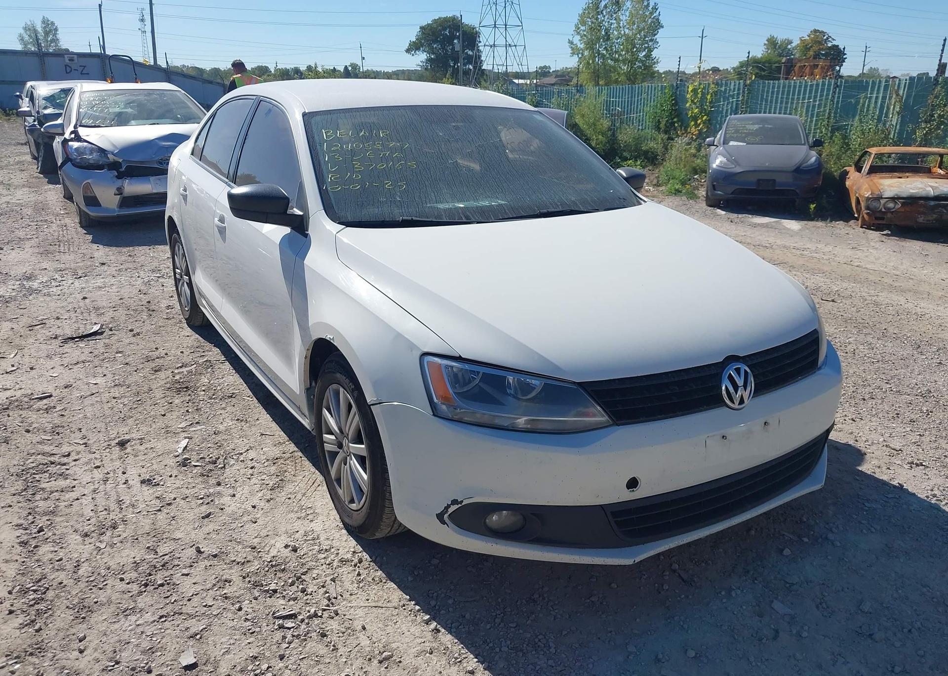 2013 VOLKSWAGEN JETTA