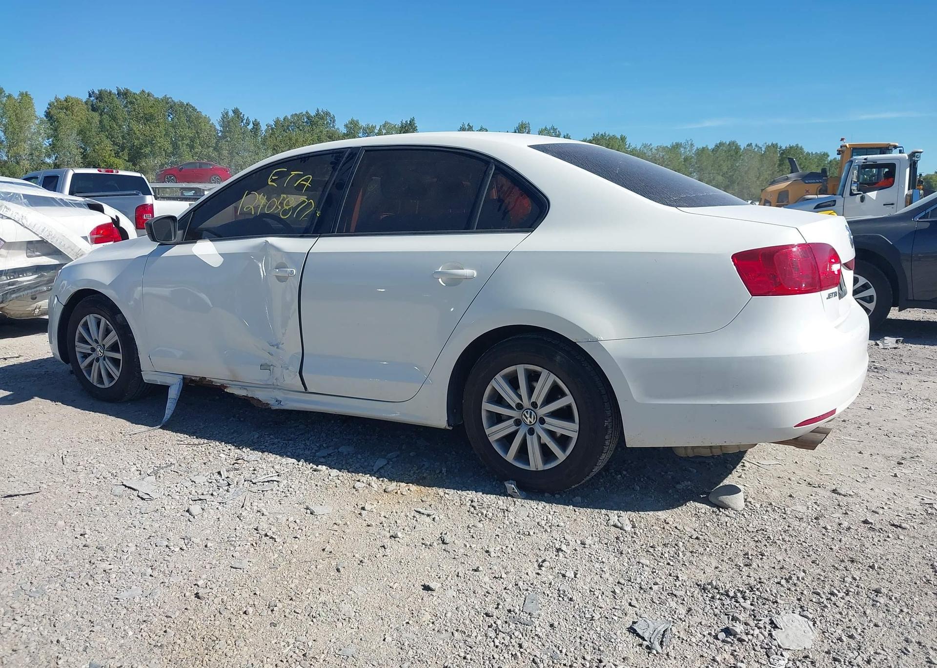 2013 VOLKSWAGEN JETTA