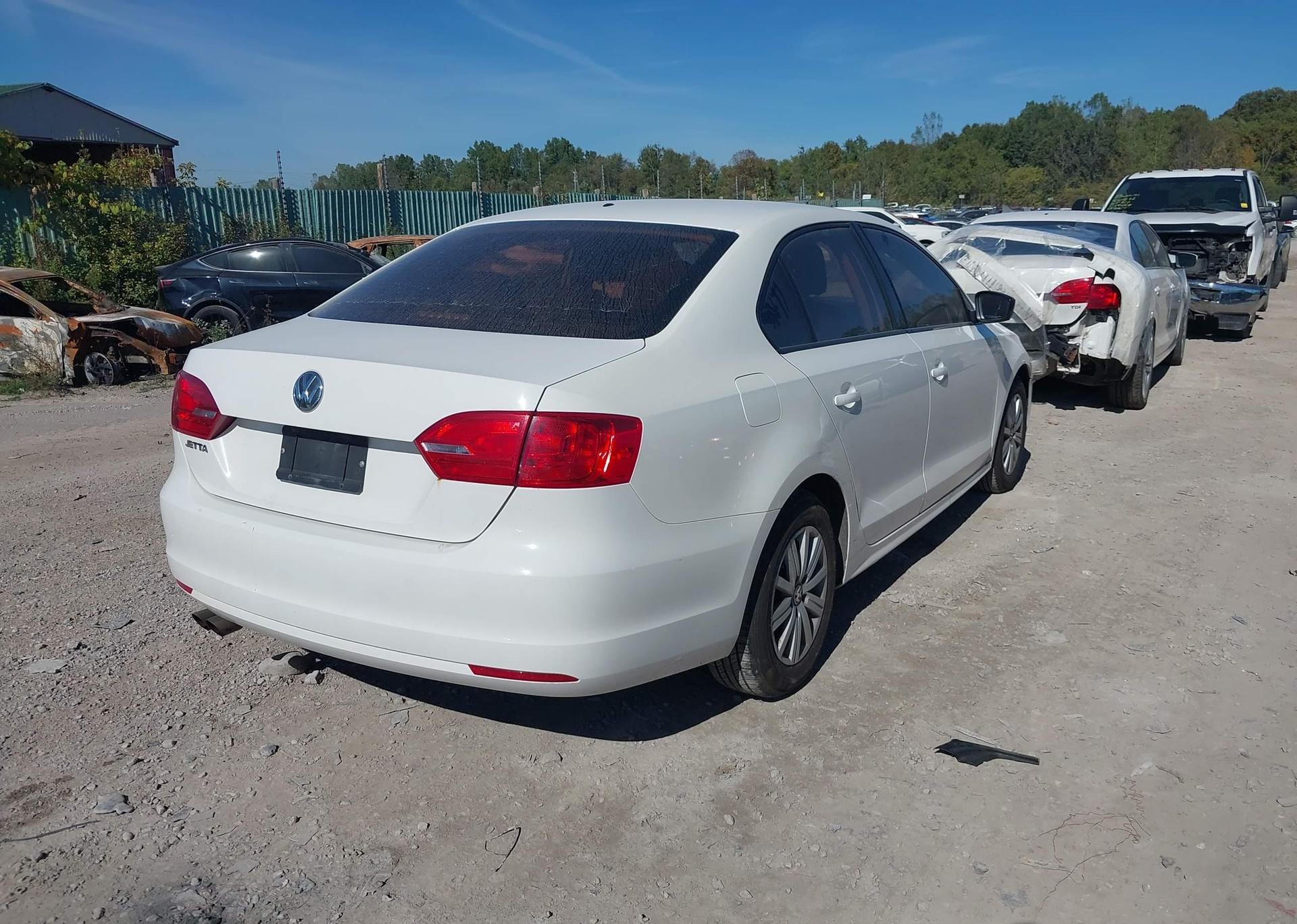 2013 VOLKSWAGEN JETTA