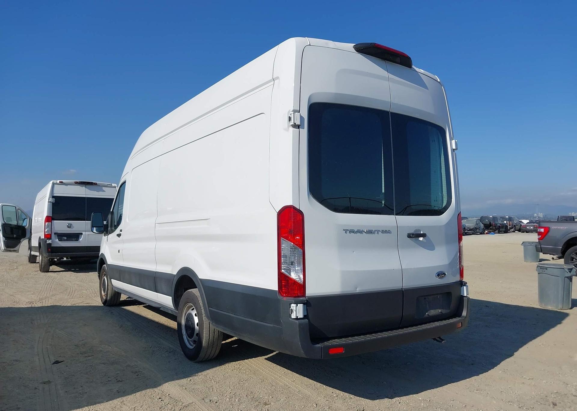 2021 FORD transit t-250