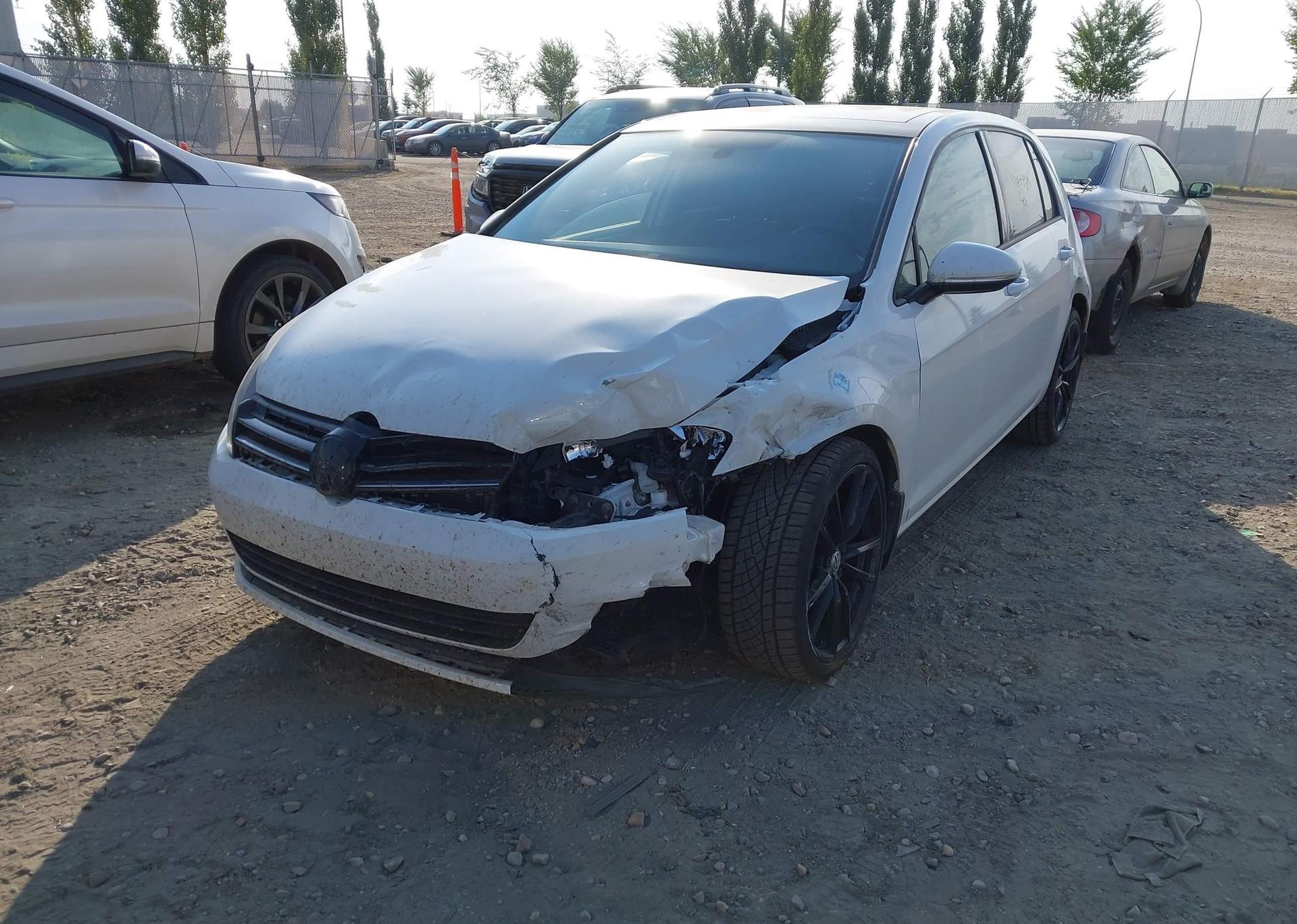 2016 VOLKSWAGEN GOLF 1.8 TSI COMFORTLINE