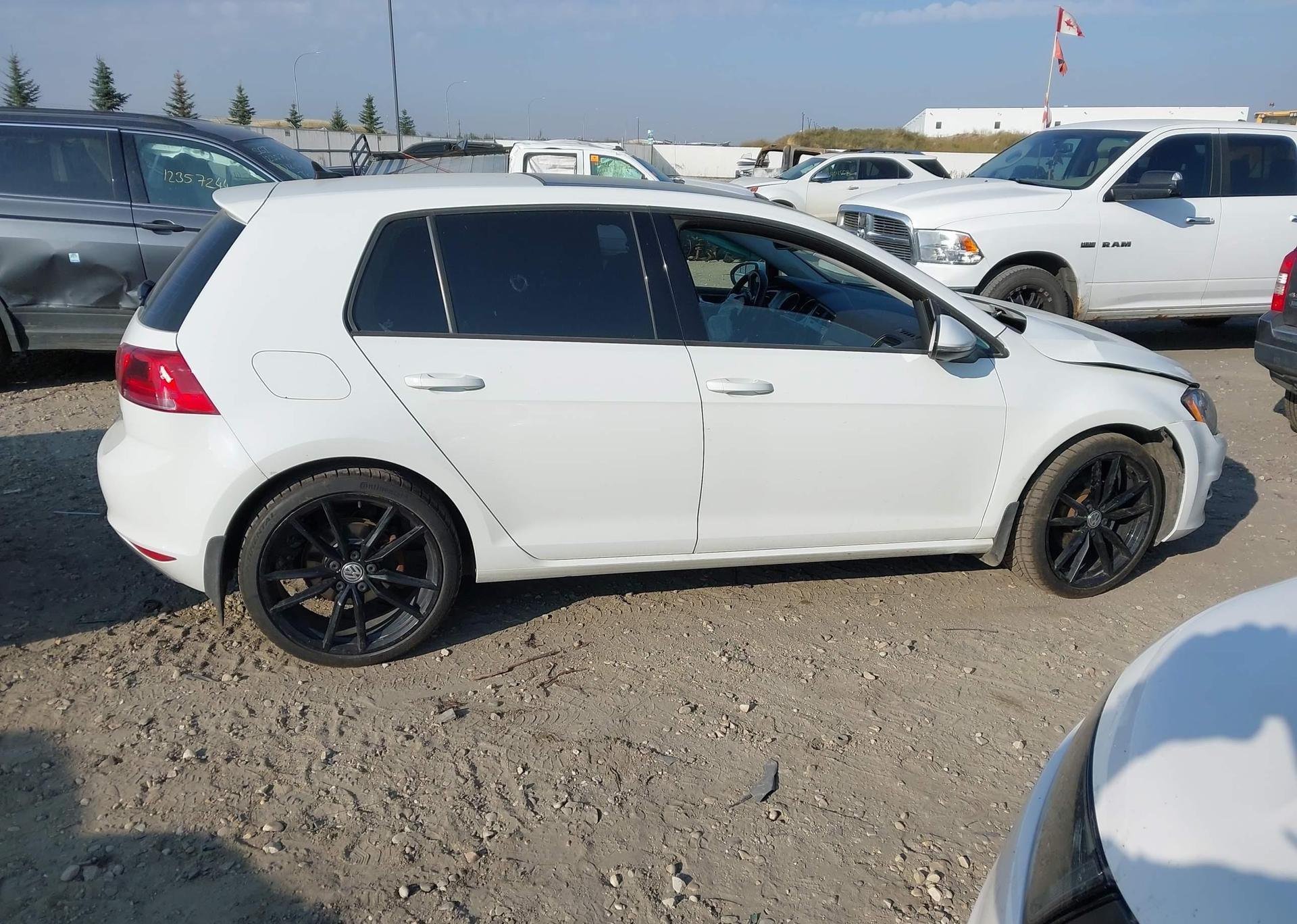2016 VOLKSWAGEN GOLF 1.8 TSI COMFORTLINE