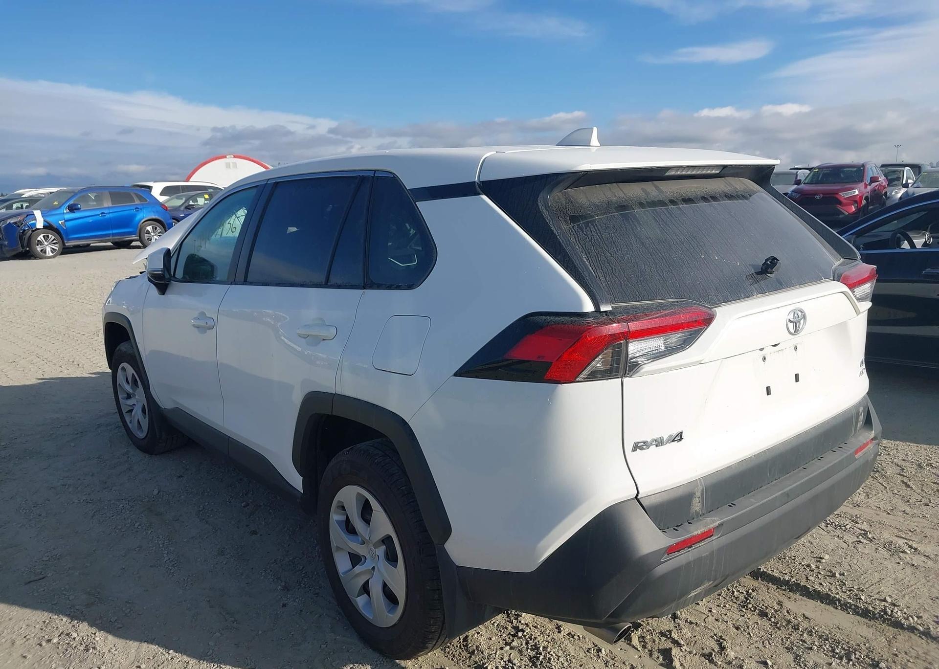 2025 TOYOTA RAV4 LE