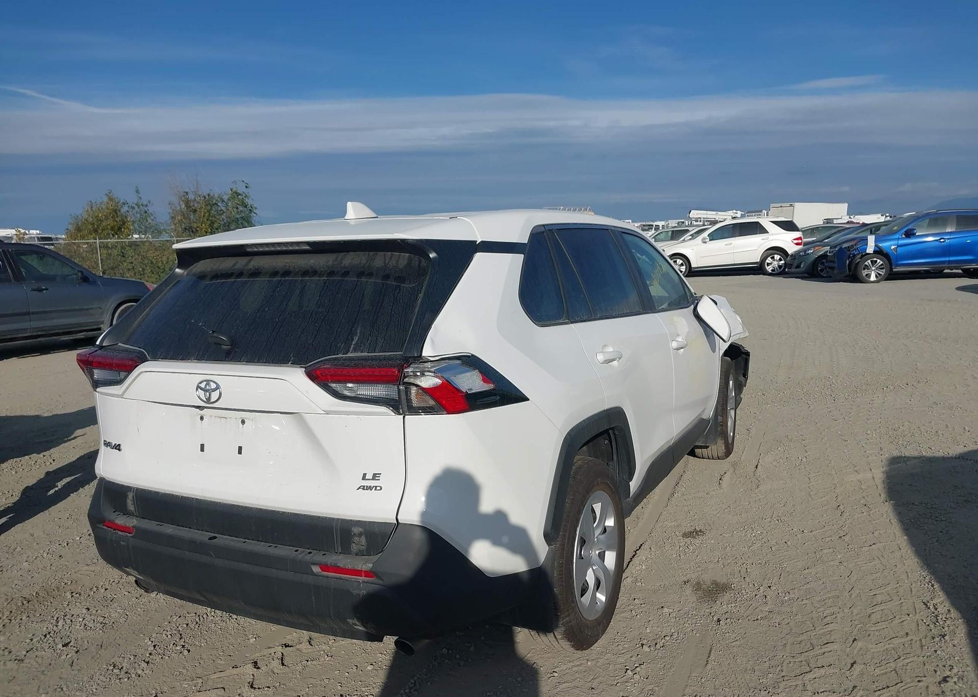 2025 TOYOTA RAV4 LE