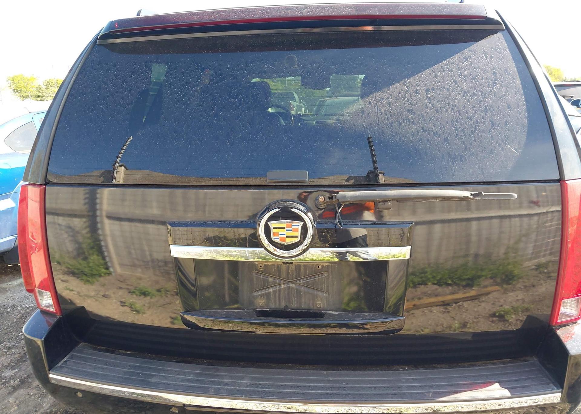 2008 CADILLAC ESCALADE LUXURY