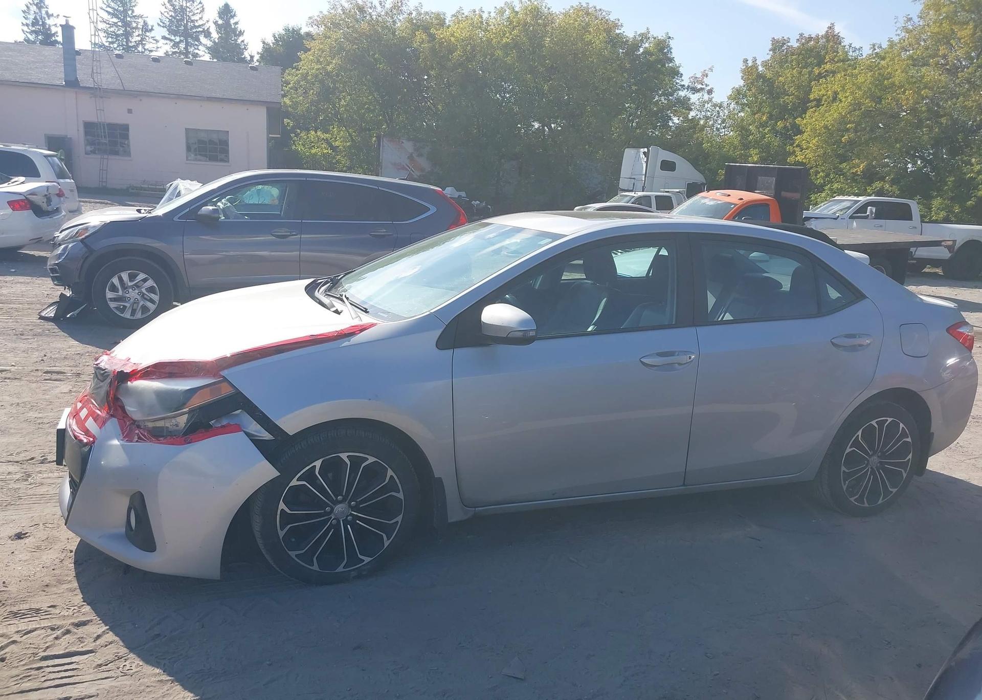 2015 TOYOTA COROLLA S