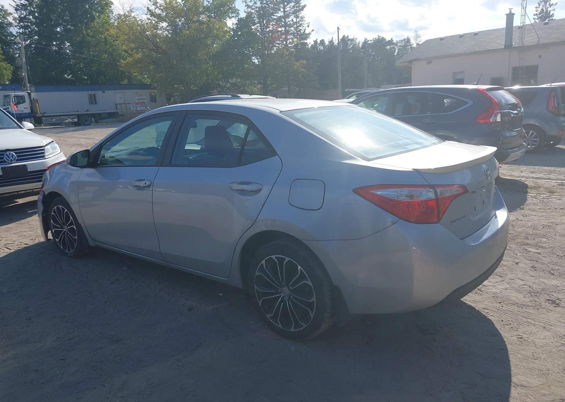 2015 TOYOTA COROLLA S