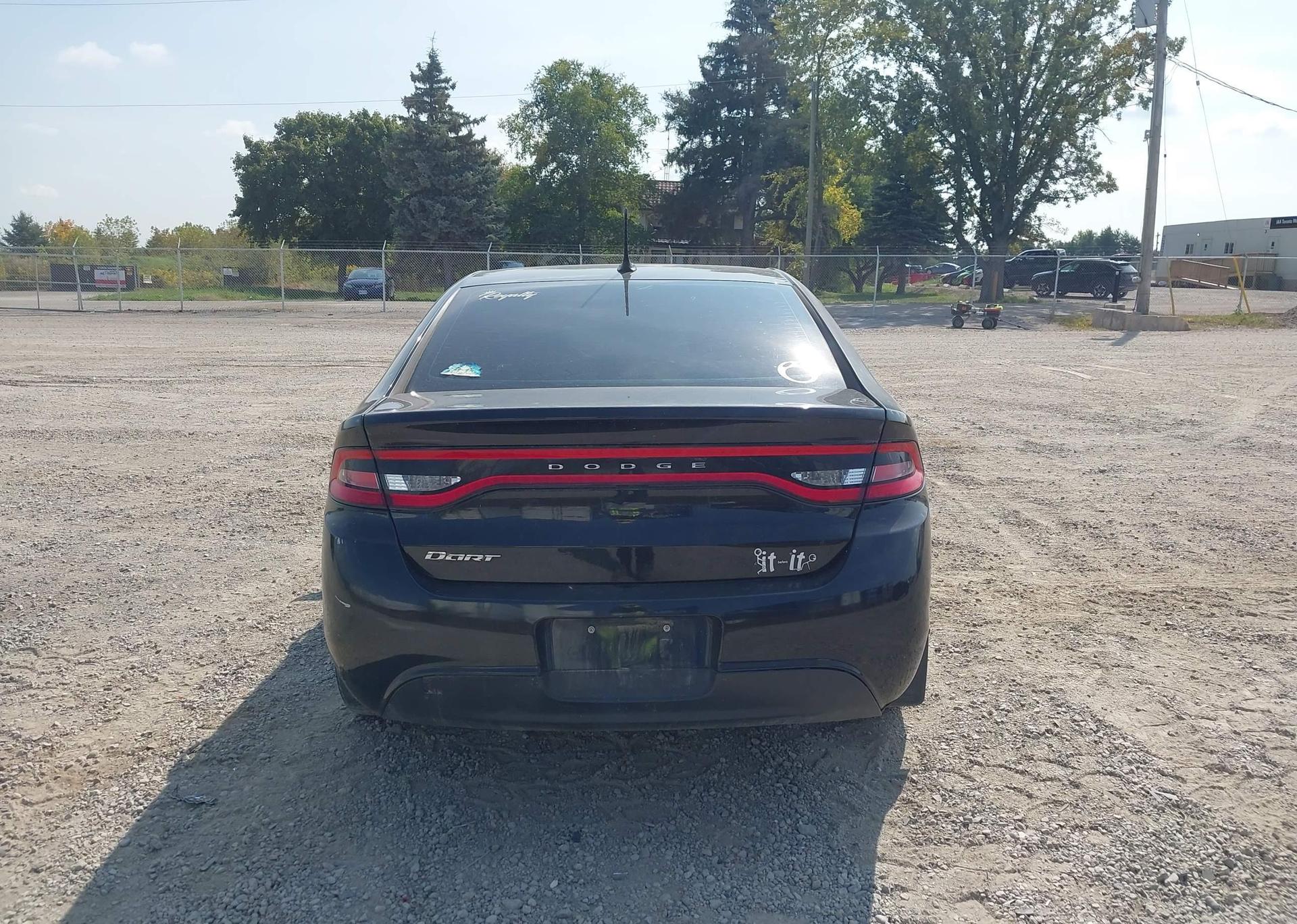 2015 DODGE DART SE