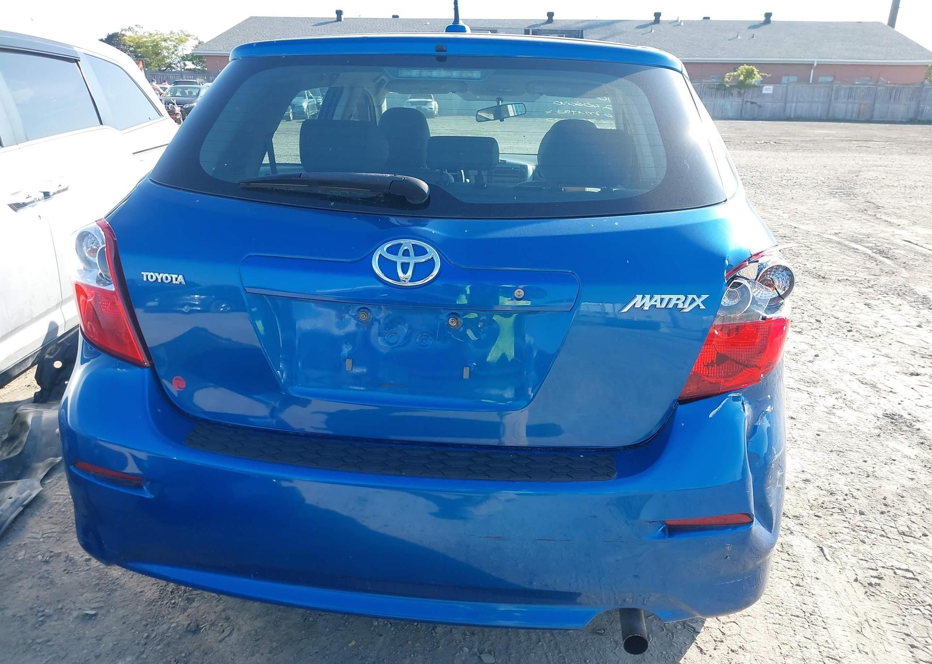 2010 TOYOTA MATRIX WAGON