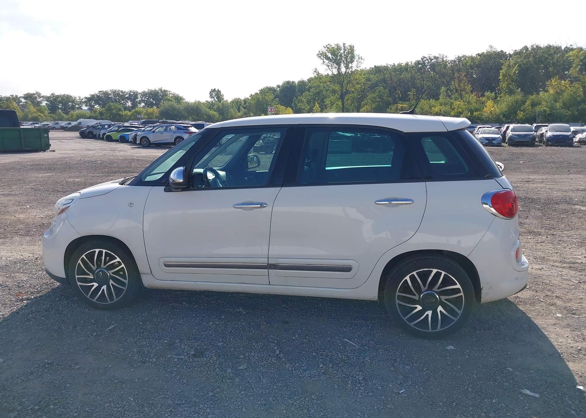 2014 FIAT 500L LOUNGE