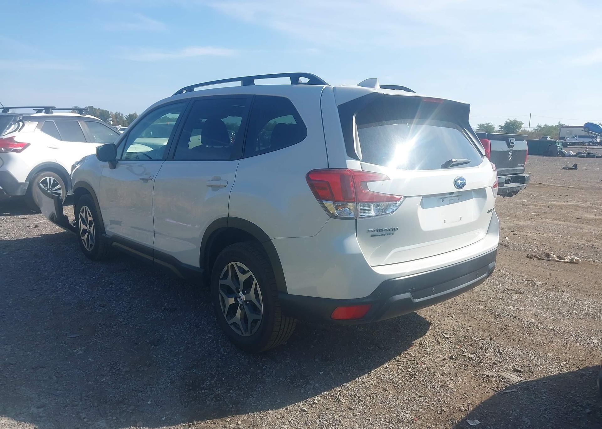 2022 SUBARU FORESTER TOURING