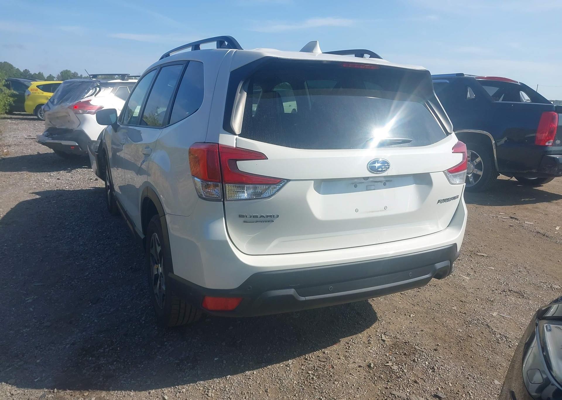 2022 SUBARU FORESTER TOURING