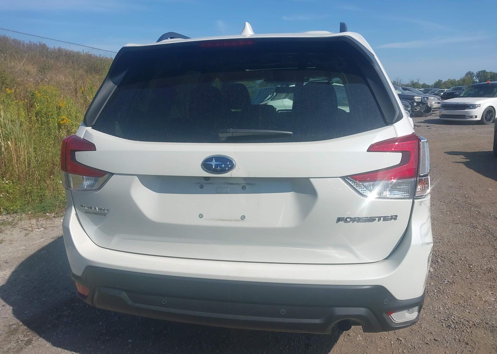2022 SUBARU FORESTER TOURING