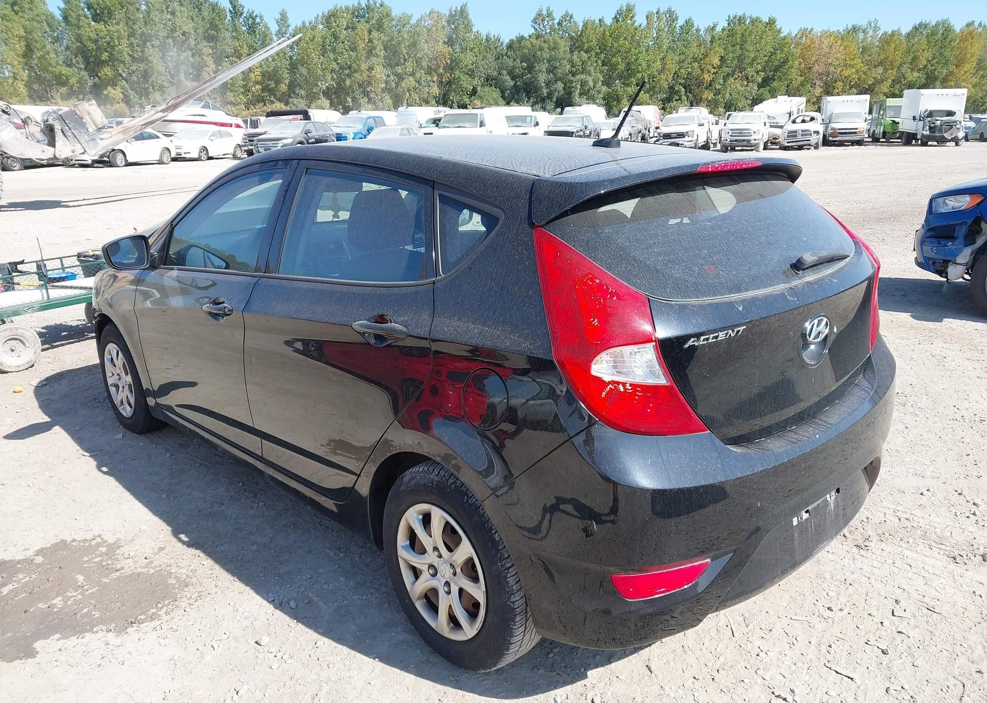 2013 HYUNDAI ACCENT GLS