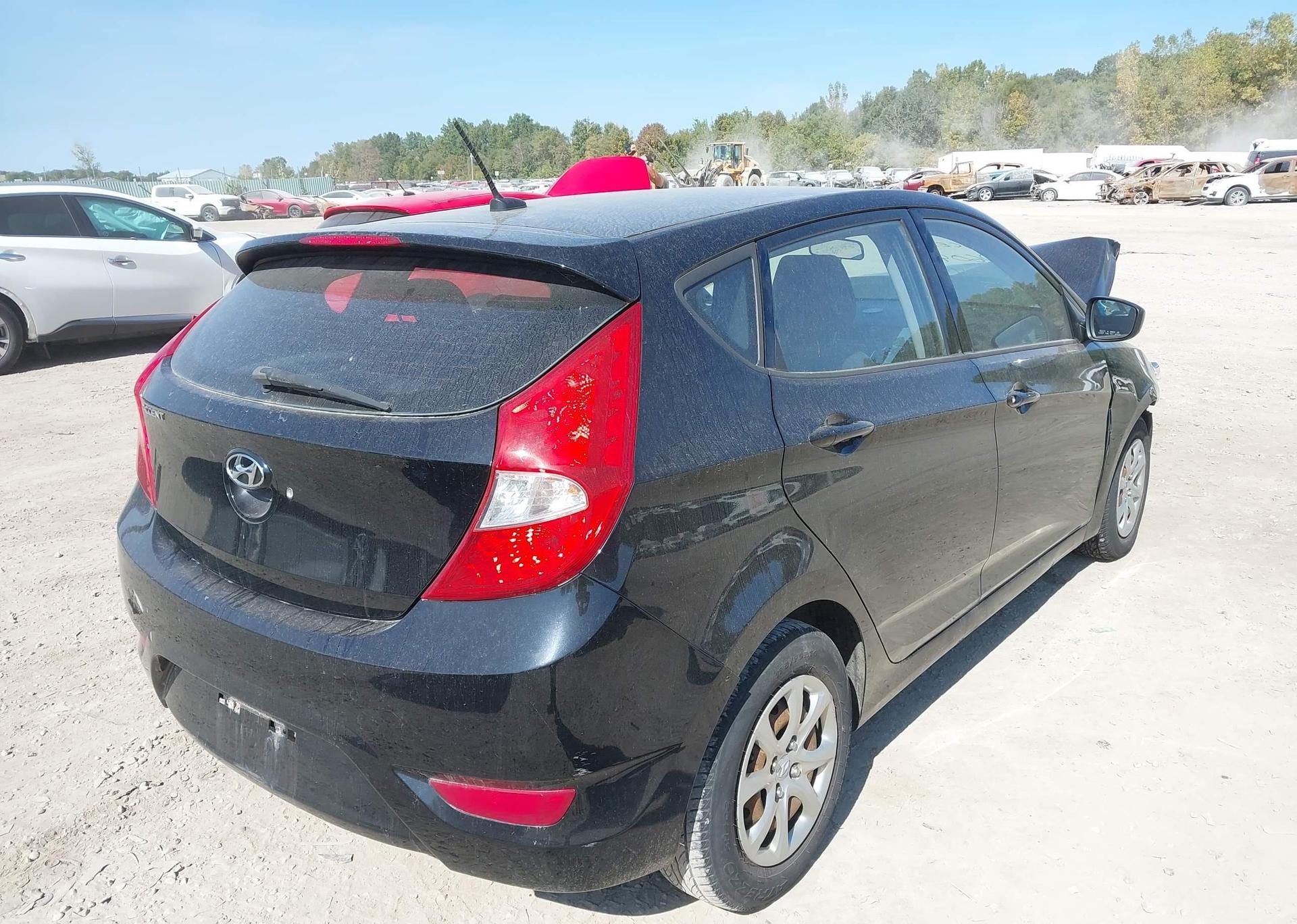 2013 HYUNDAI ACCENT GLS