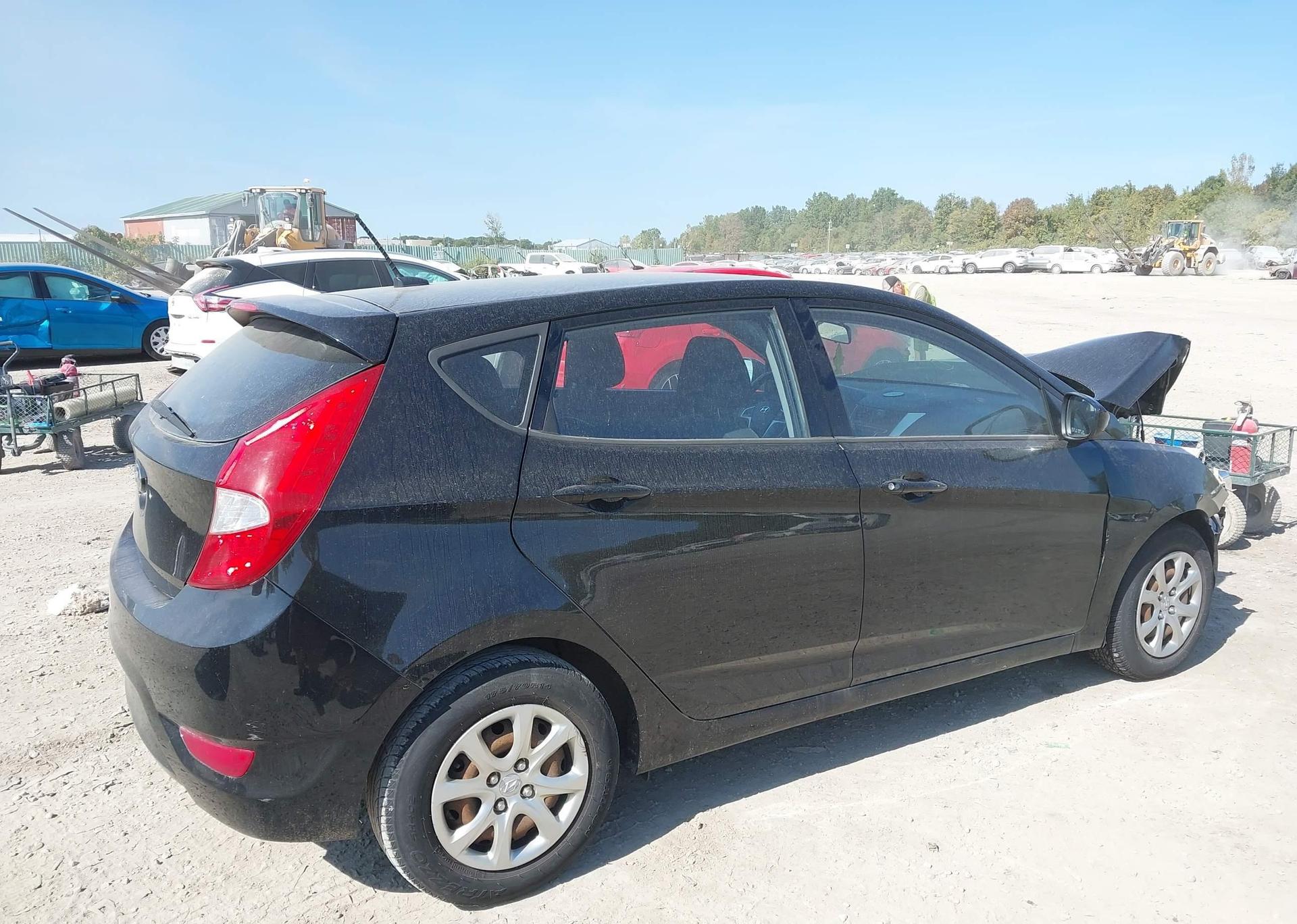 2013 HYUNDAI ACCENT GLS