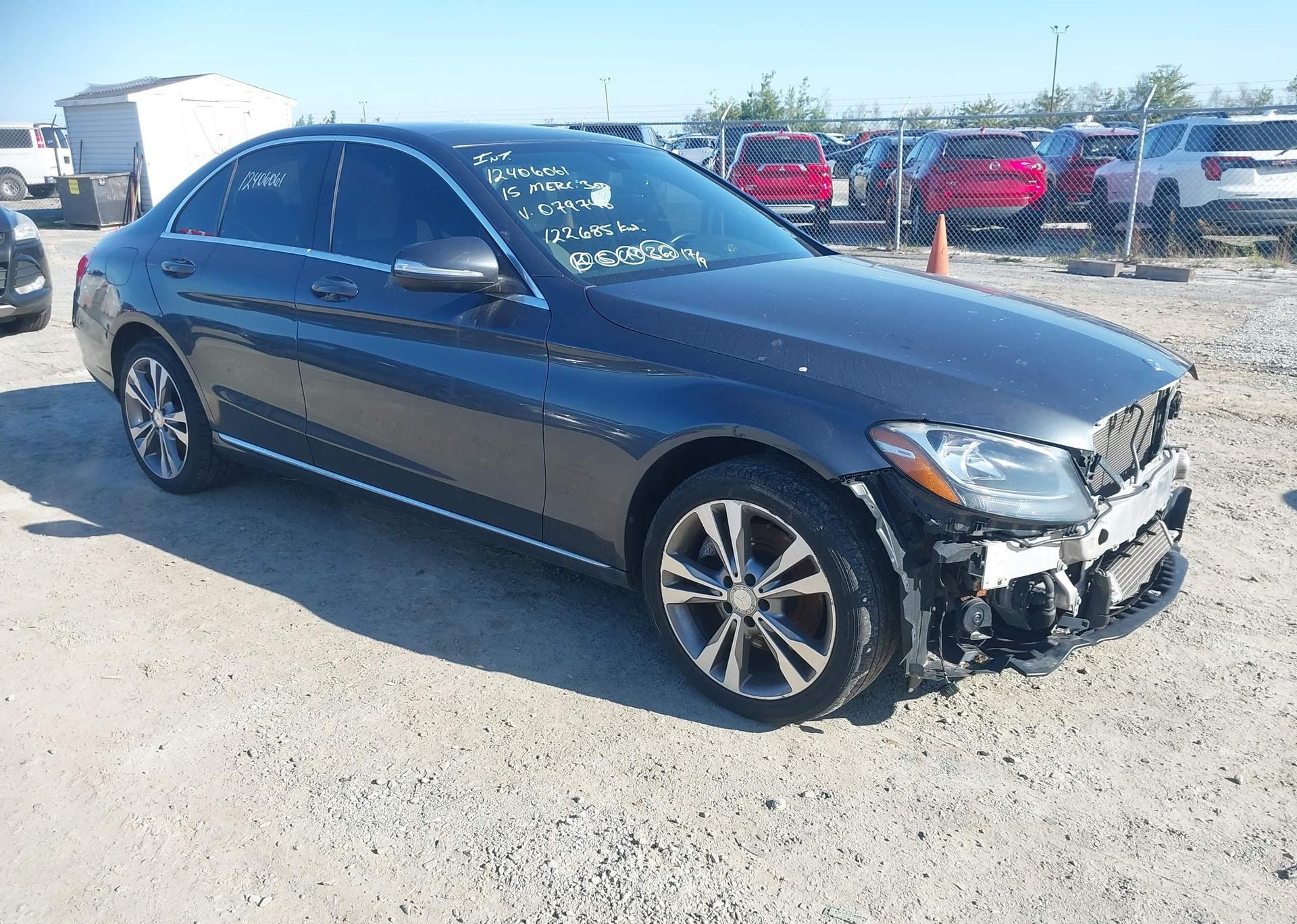2015 MERCEDES-BENZ C 300 4MATIC