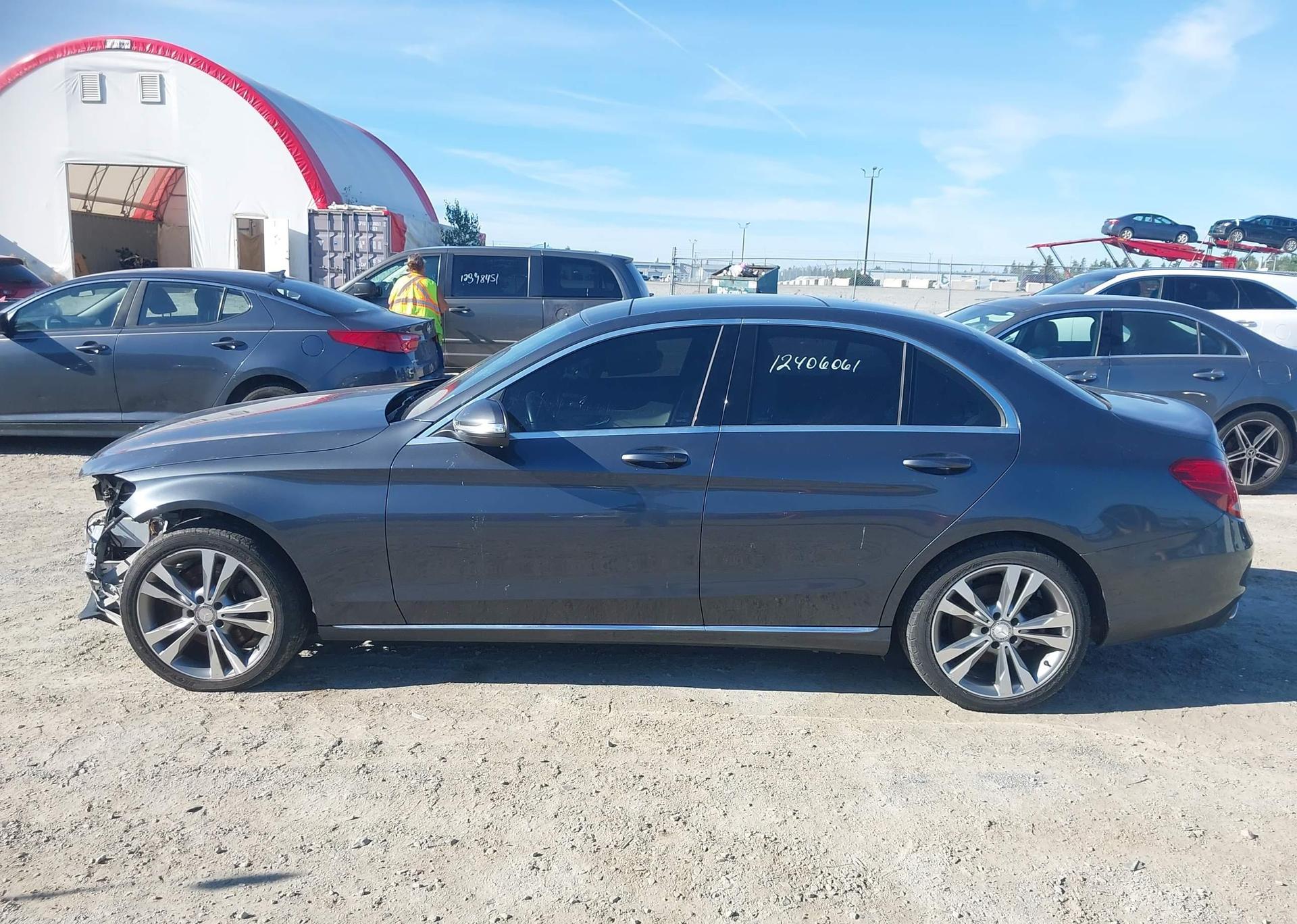 2015 MERCEDES-BENZ C 300 4MATIC