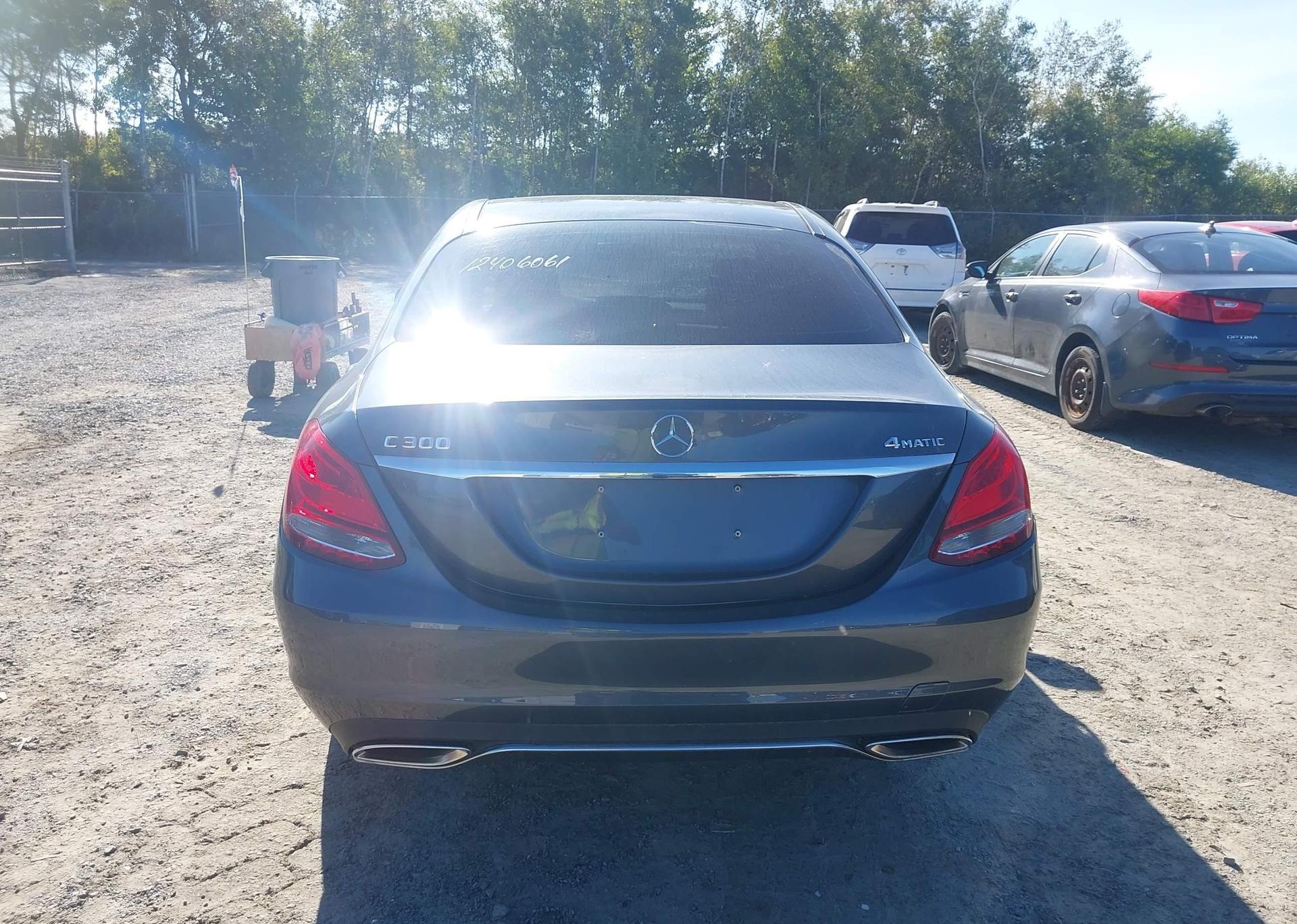 2015 MERCEDES-BENZ C 300 4MATIC
